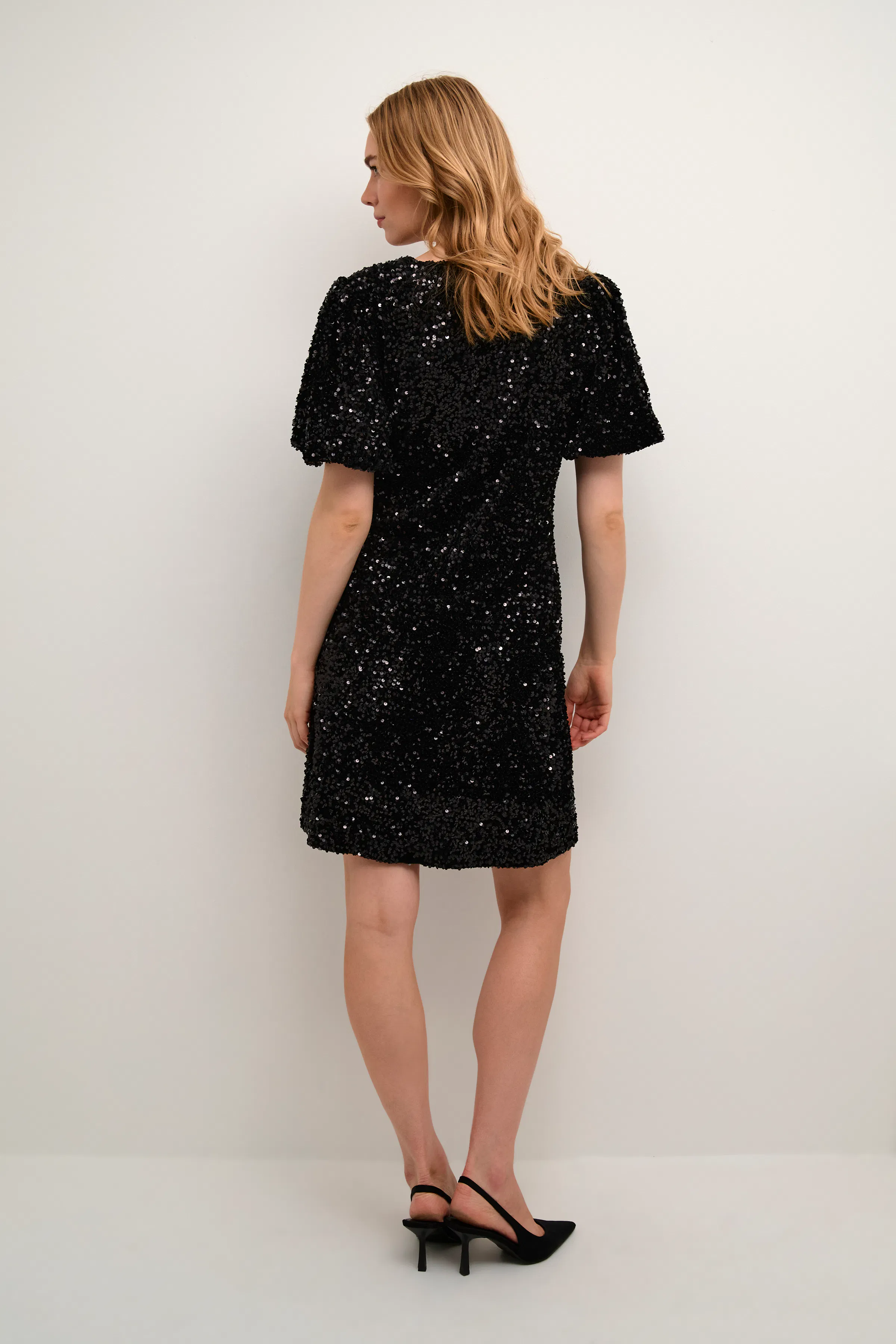 CRLouise Paillet kjole LOOKBOOK FRONT 10650841-100120