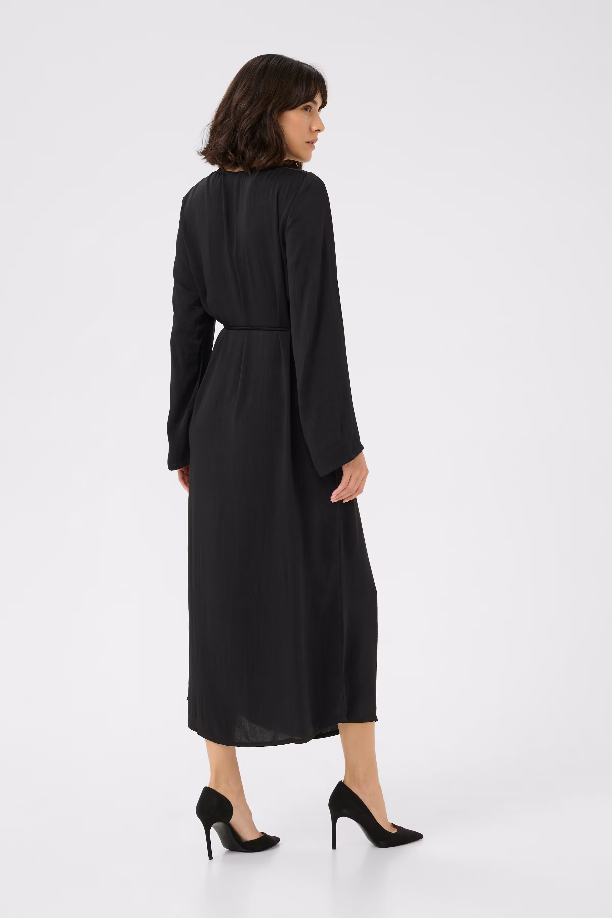 KAariel Kjole LOOKBOOK BACK 10510222-100121