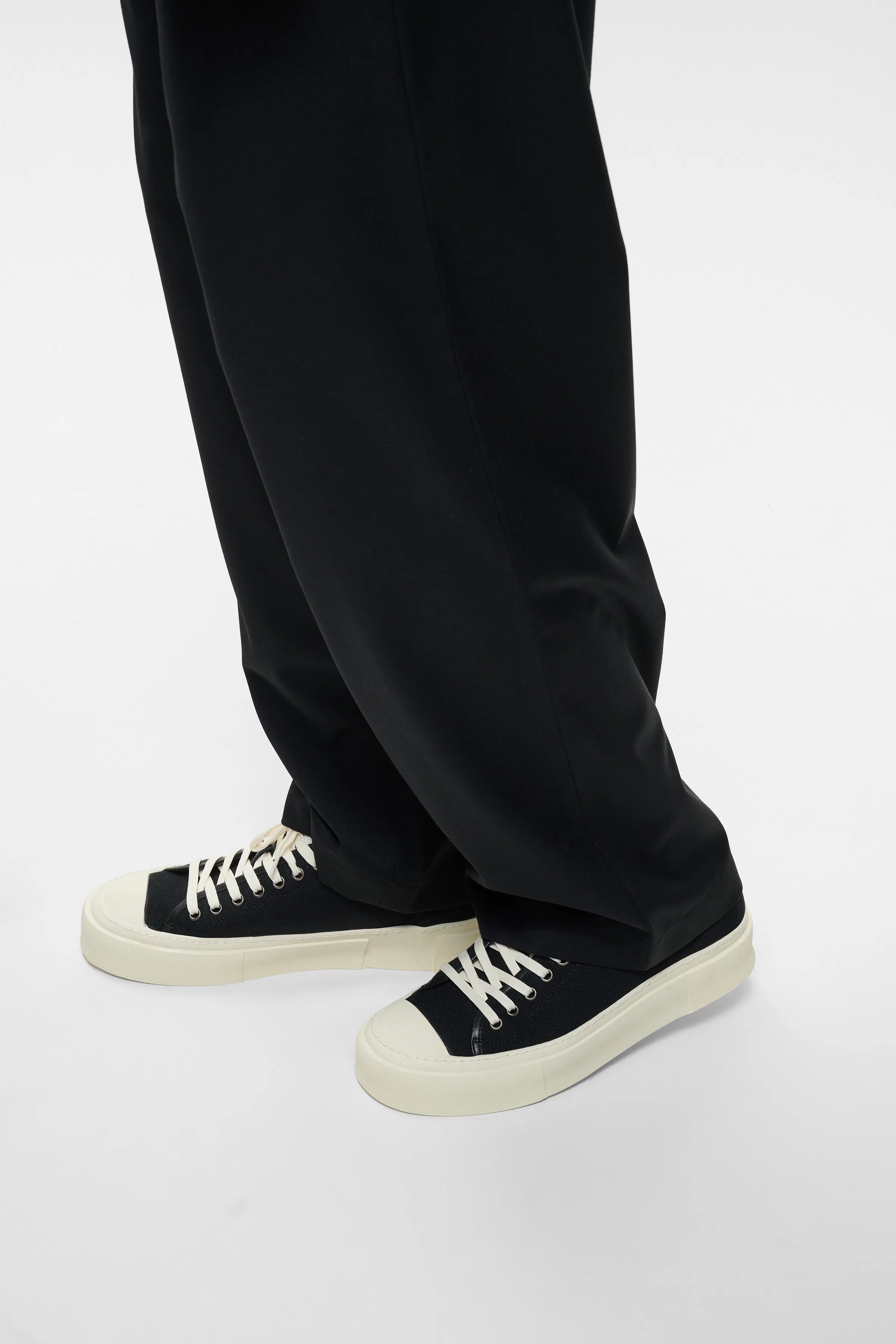 MAmarx Shoe LOOKBOOK FRONT 30209395-300275