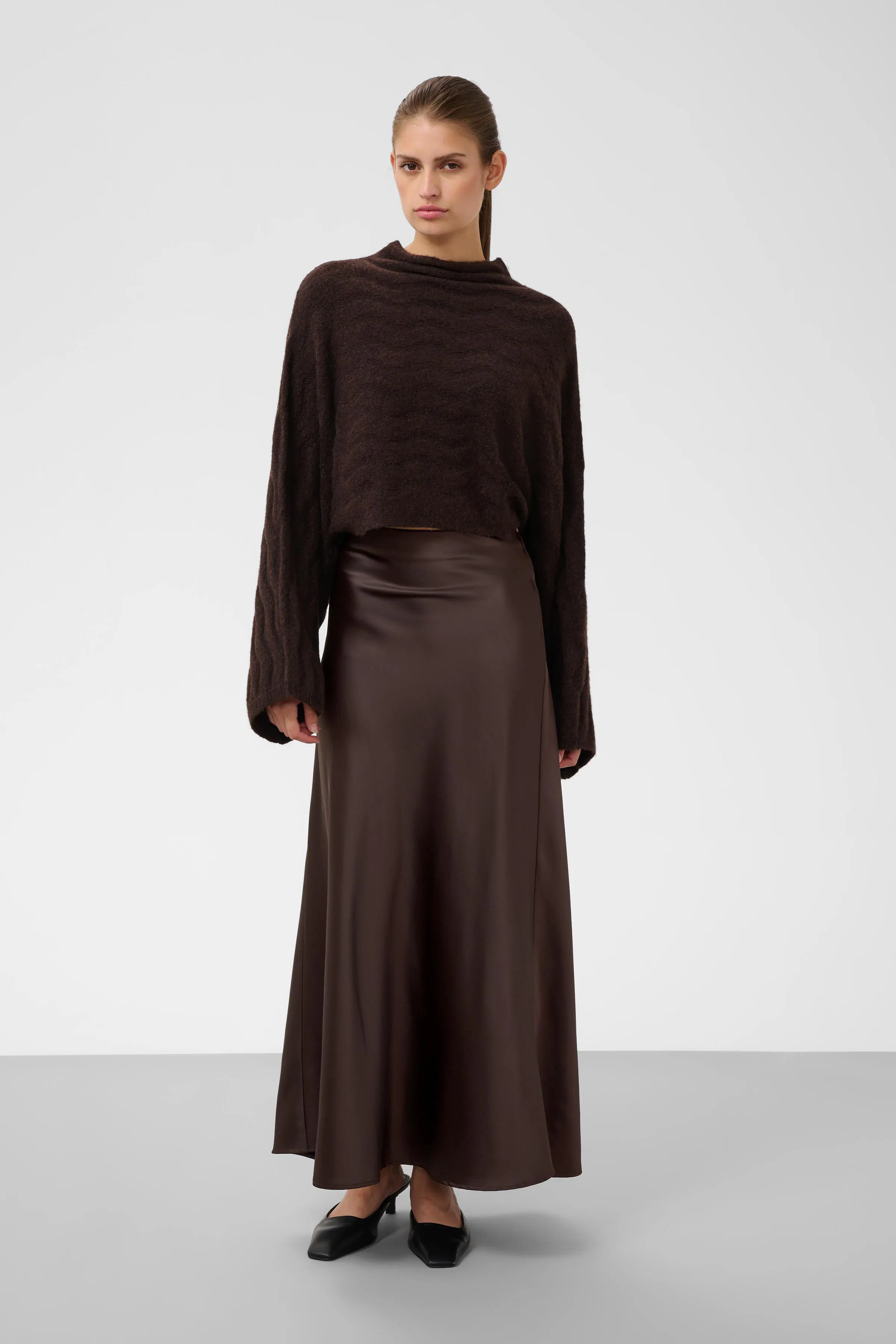 SLAnna Skirt LOOKBOOK FRONT 30407520-191018