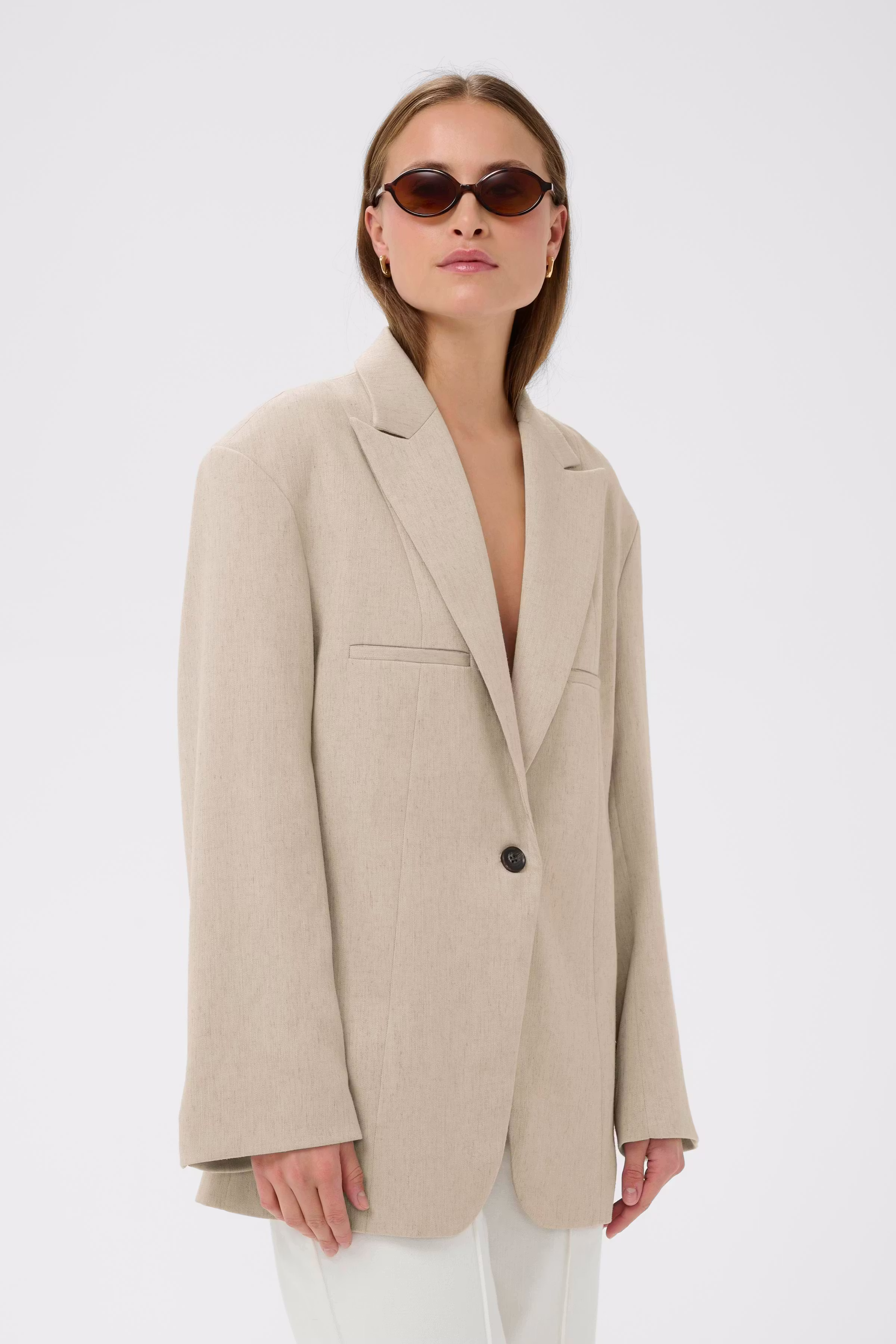 SLSofia Blazer LOOKBOOK FRONT 30408970-151307