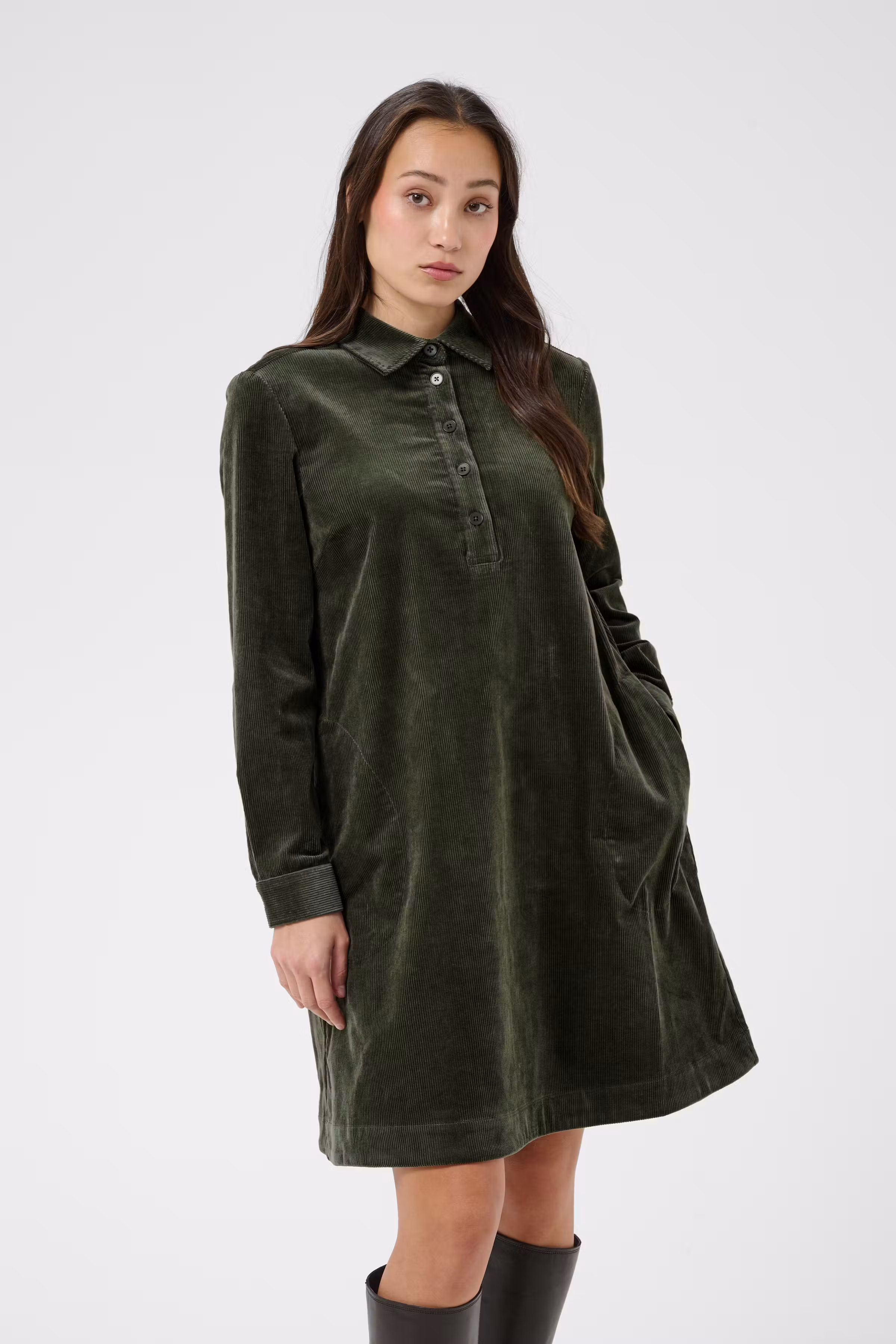 CorinthaPW Klänning LOOKBOOK FRONT 30310795-190312