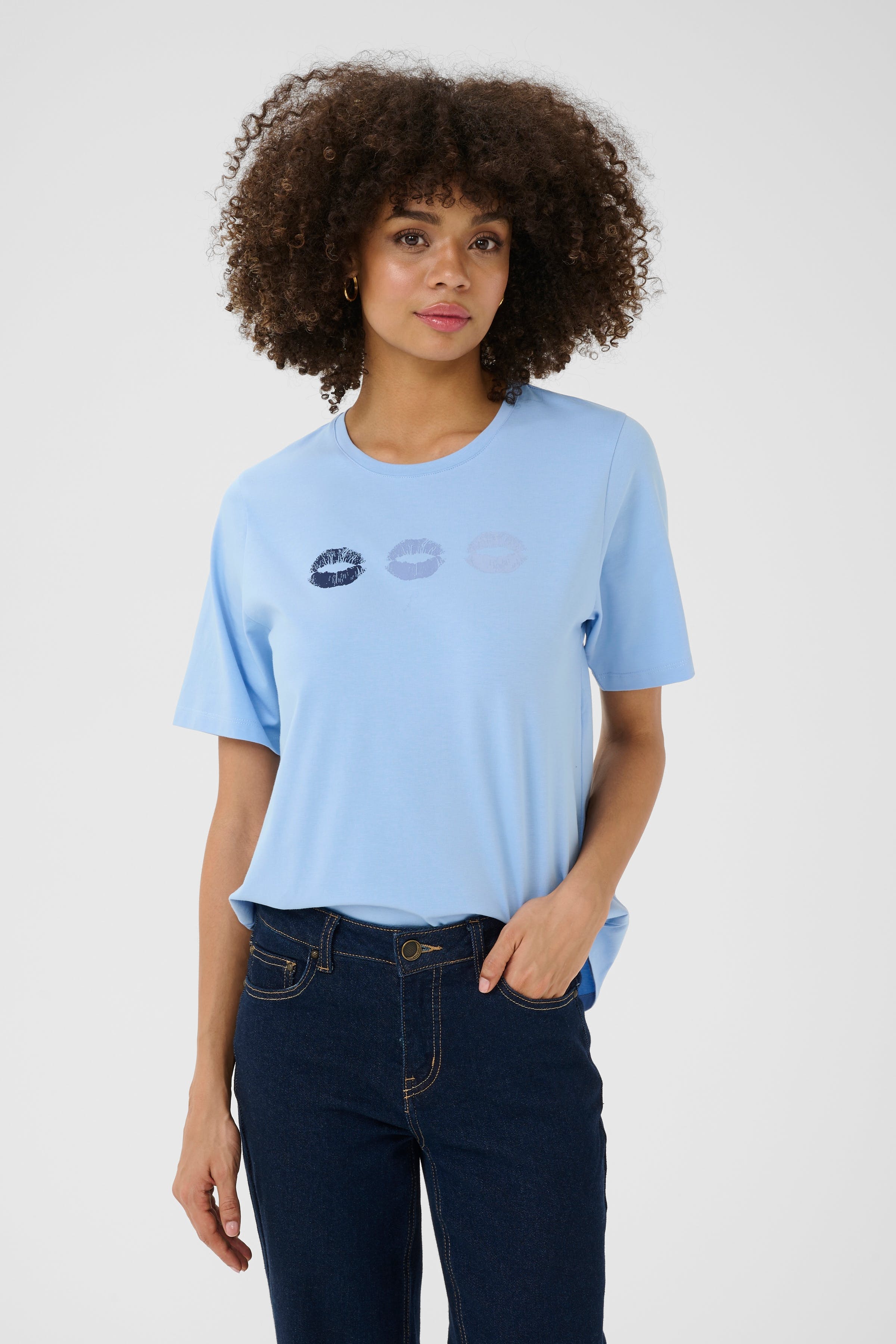 CUdara T-shirt LOOKBOOK FRONT 50112186-153919