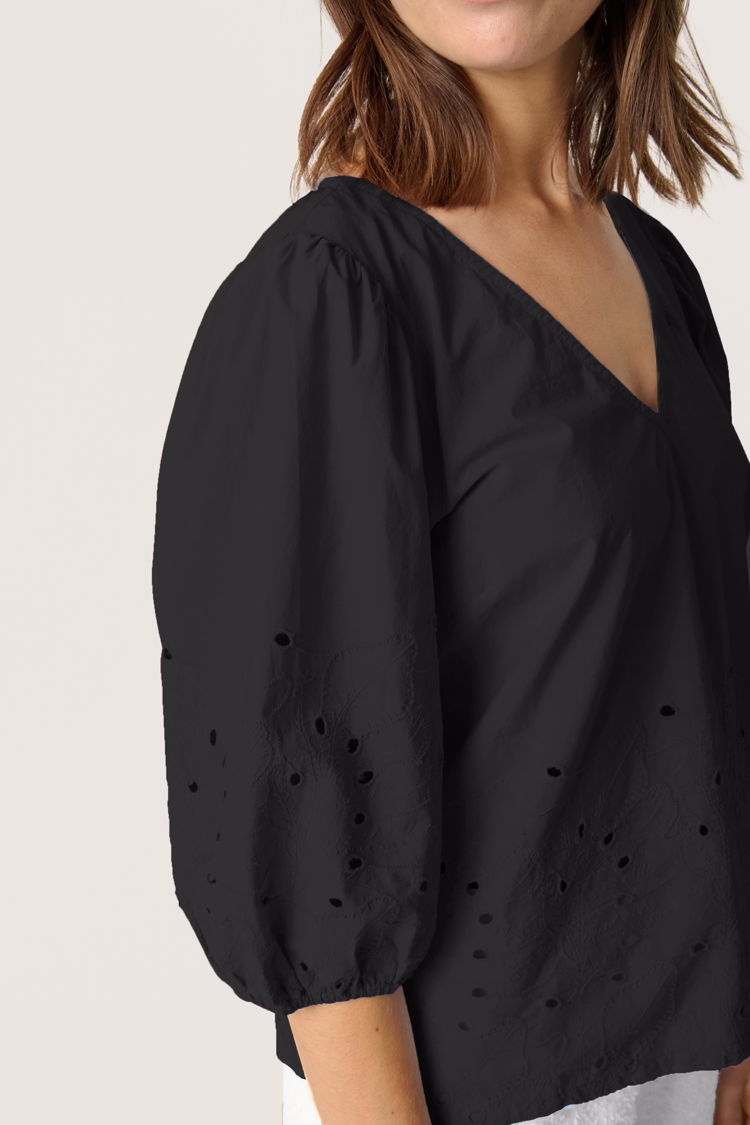 SLManja Blouse LOOKBOOK DETAIL 30408460-194008