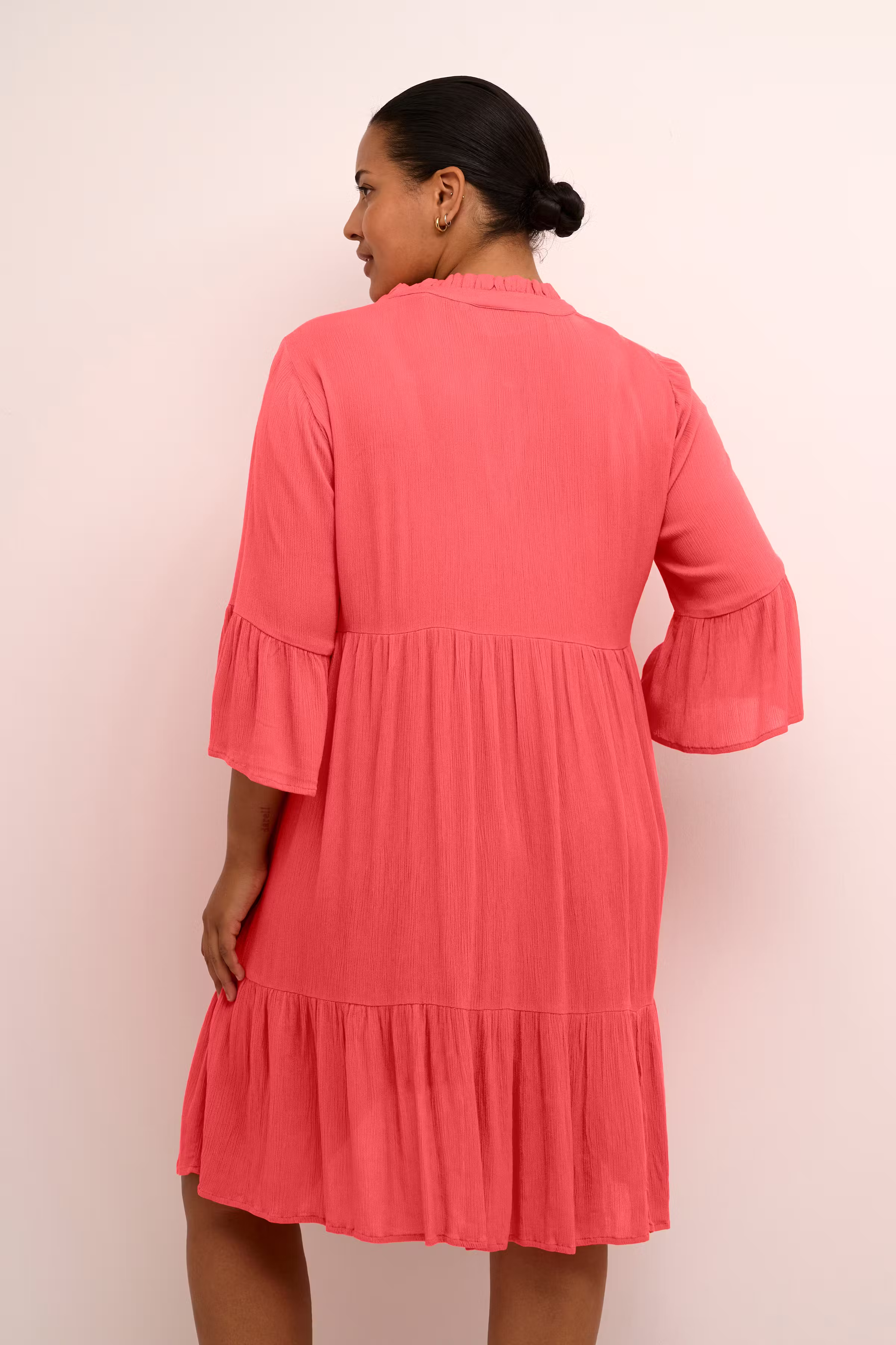 KCmariana Kjole LOOKBOOK BACK 10580968-181651