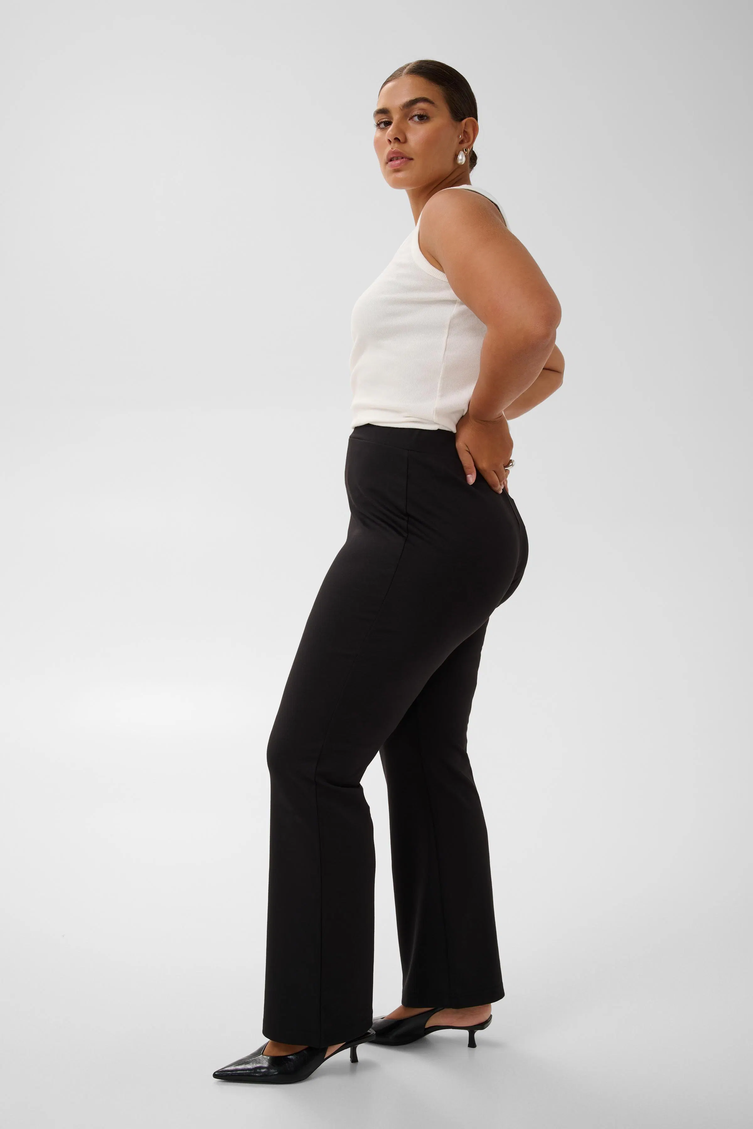 KCjenna Leggings LOOKBOOK DETAIL 10582545-100121