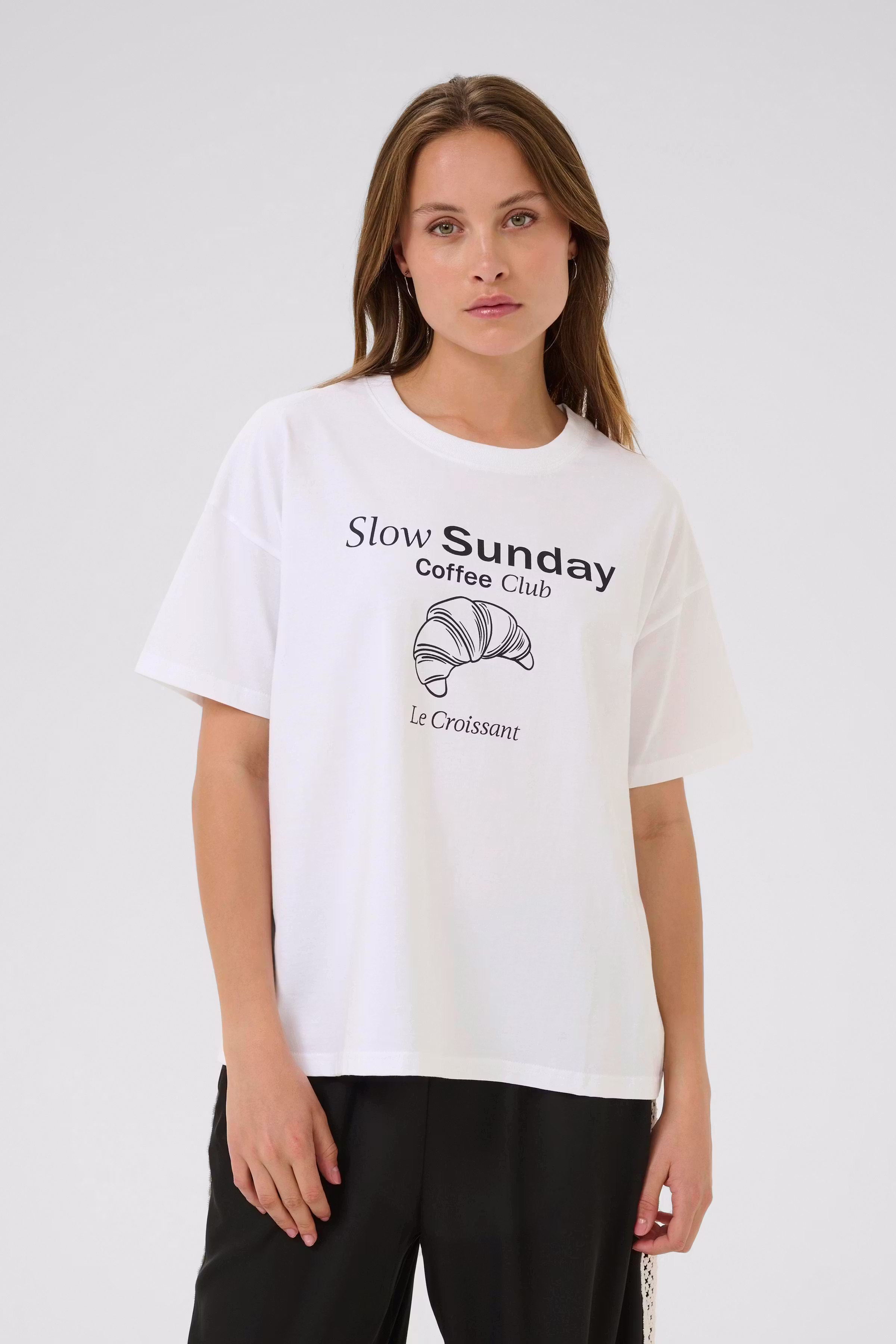 KAelly T-shirt LOOKBOOK FRONT 10510666-110601