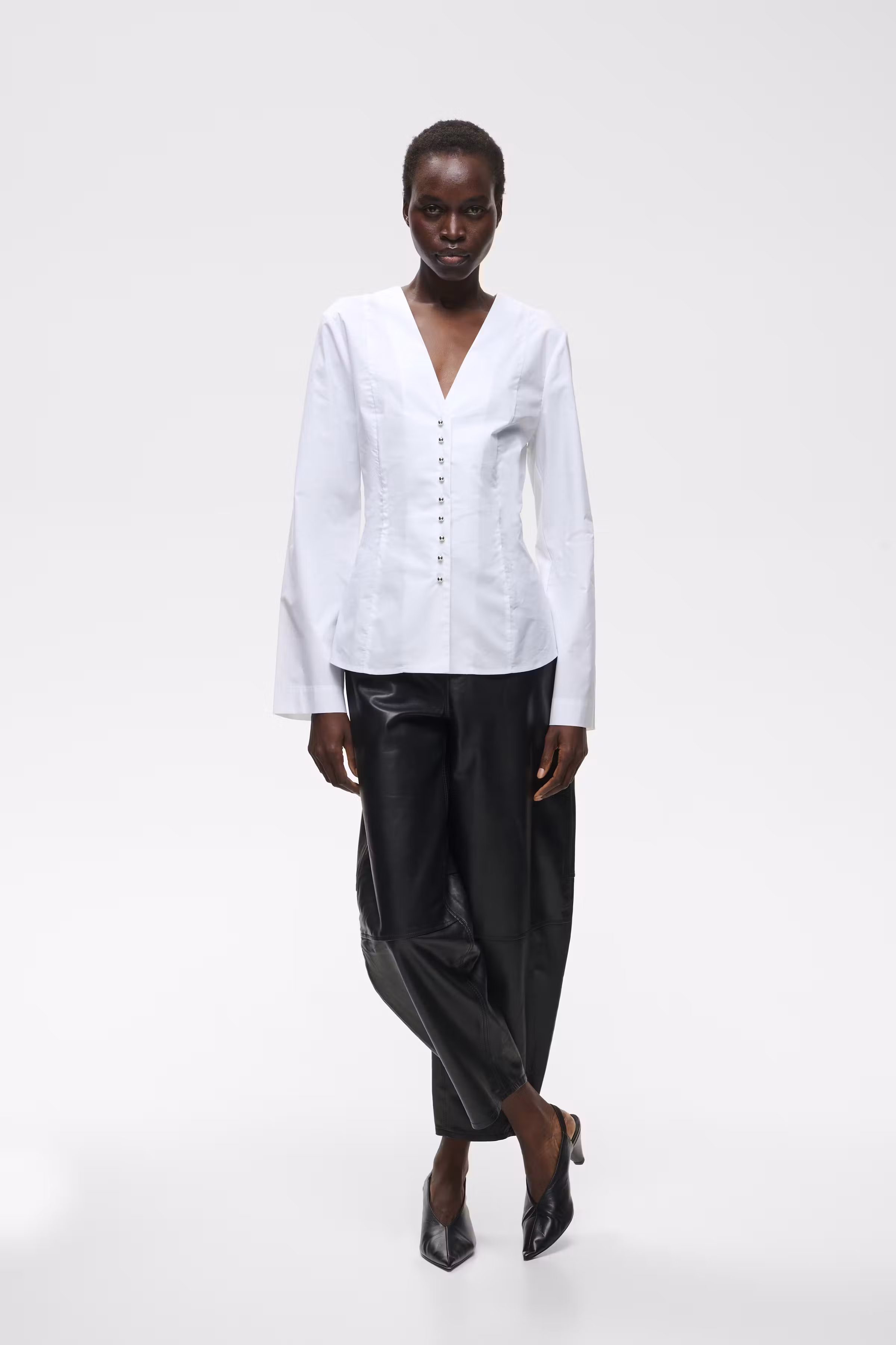 OLSENIW Skjorte LOOKBOOK FRONT 30113022-300001