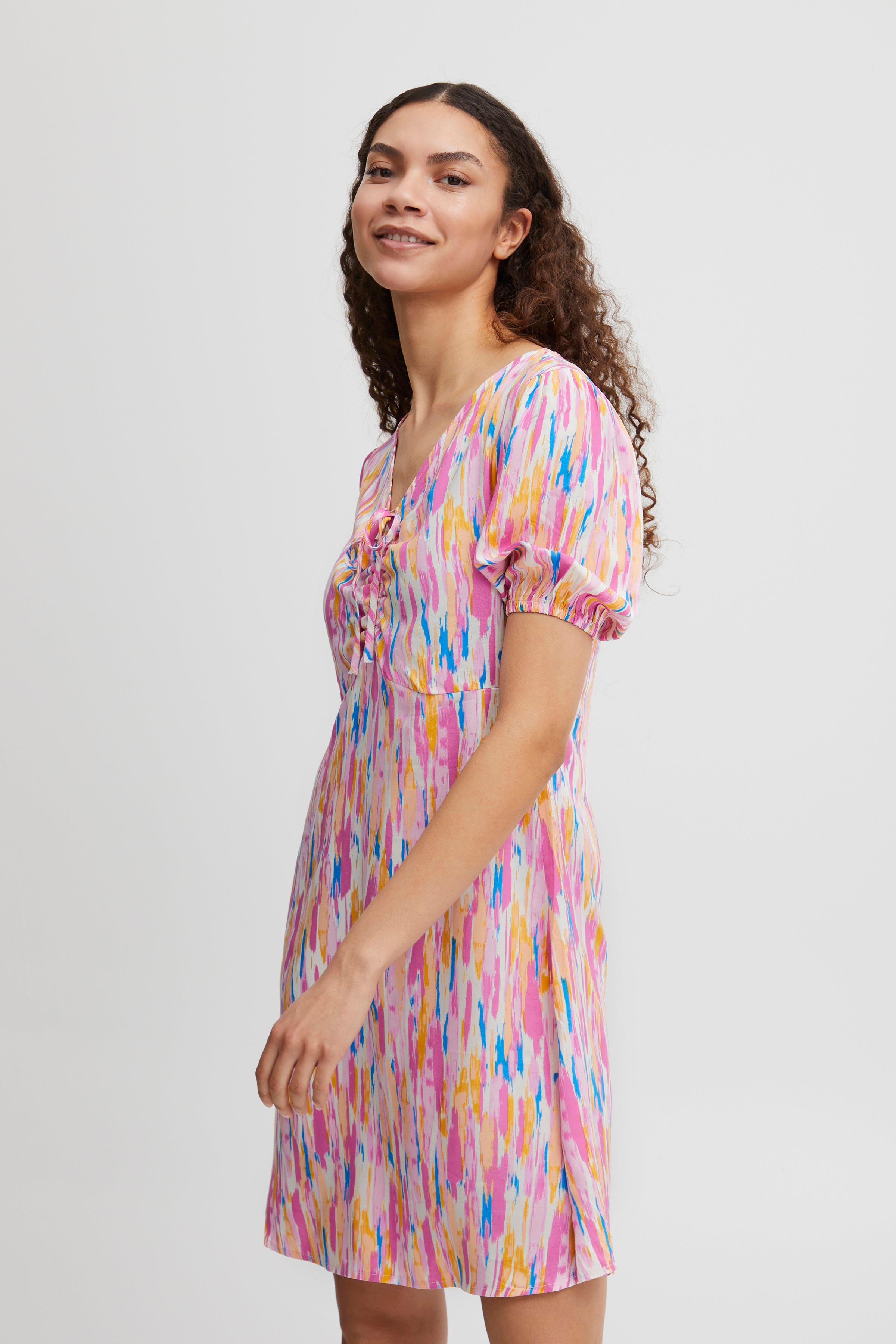 BYMMJOELLA Kleid LOOKBOOK FRONT 20812915-200784