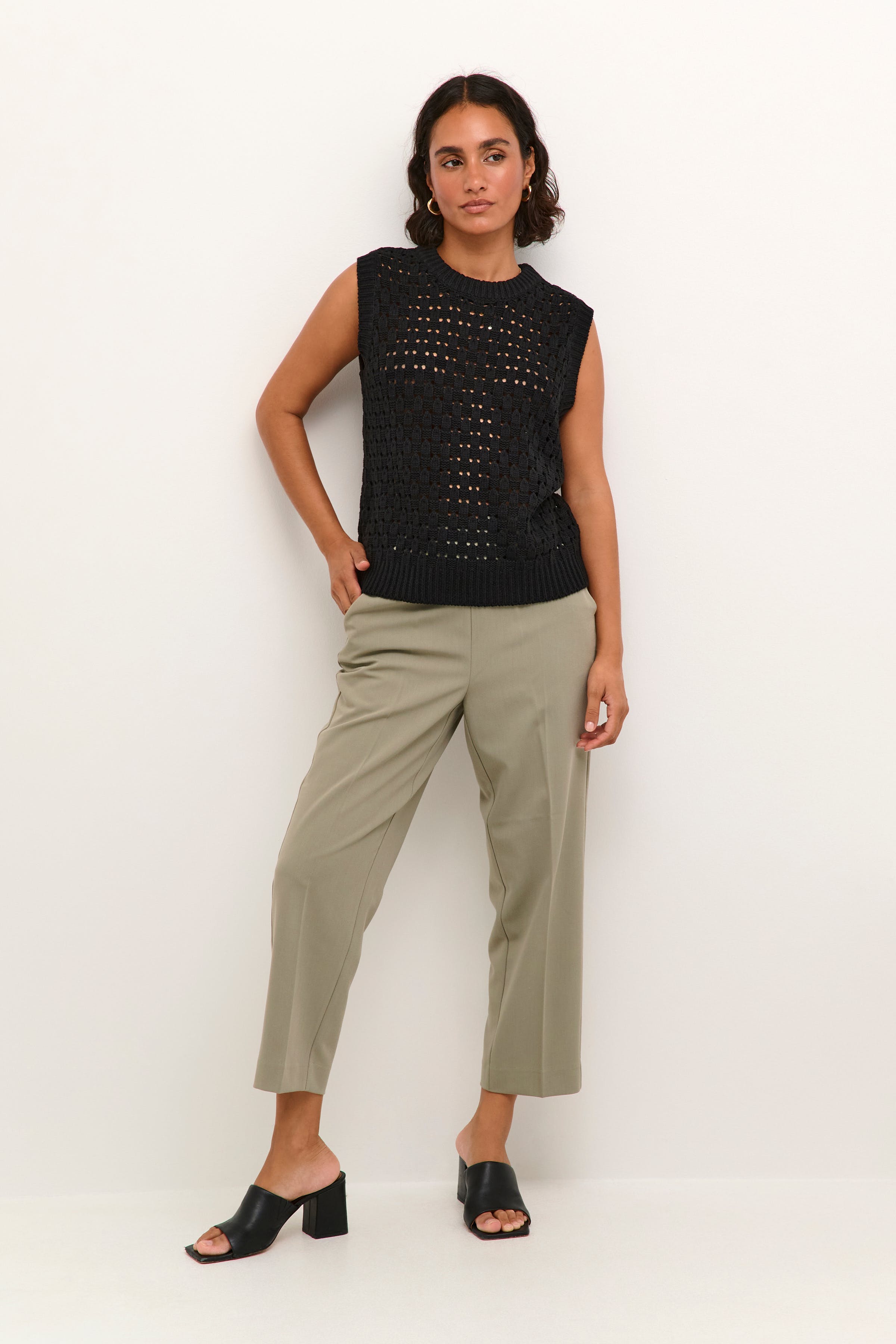 KAsilja Pullover LOOKBOOK FRONT 10508679-100121