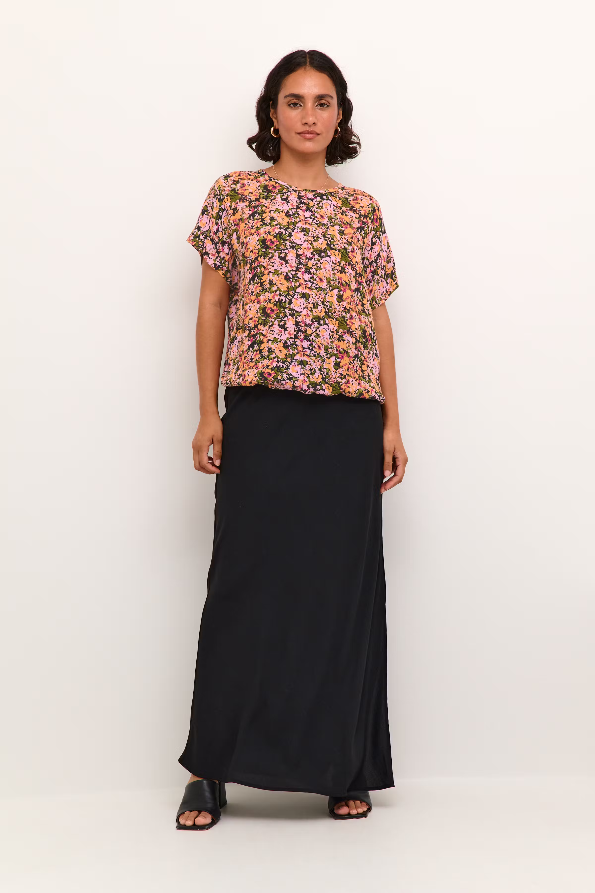 KAamber Bluse LOOKBOOK FRONT 10508257-105801