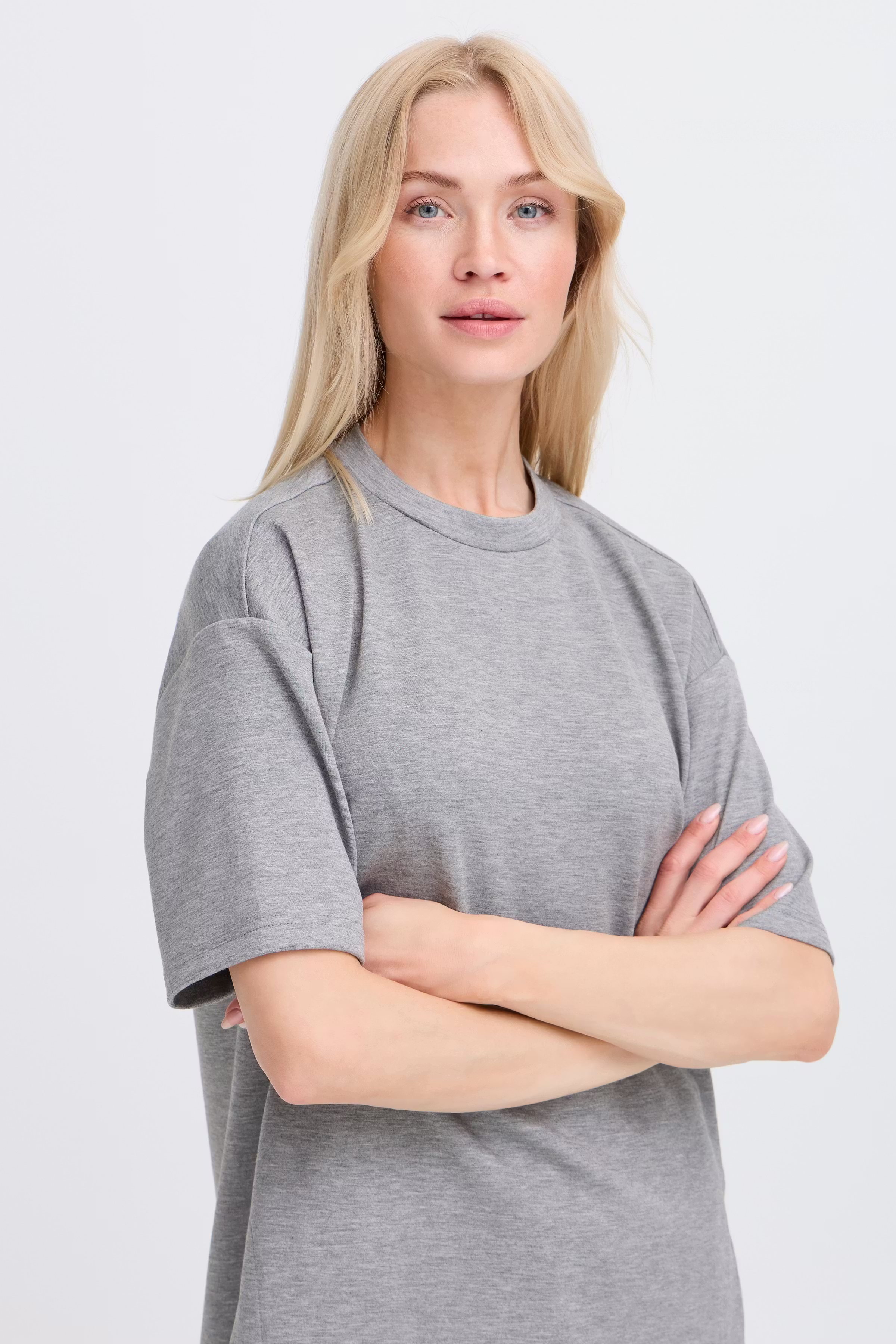 BYPUSTI T-shirt LOOKBOOK DETAIL 20818048-200455