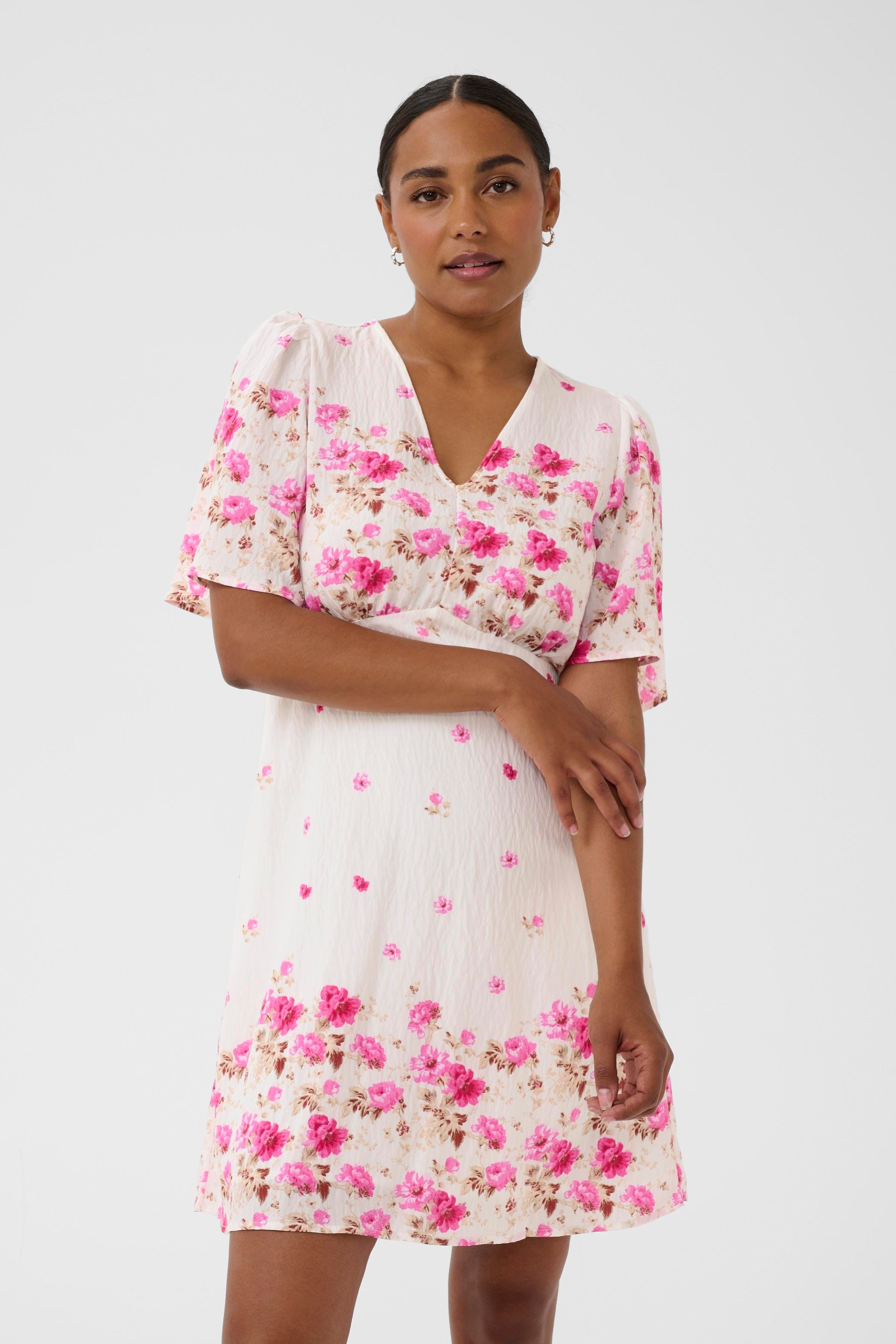 KArosine Kjole LOOKBOOK FRONT 10511833-109535