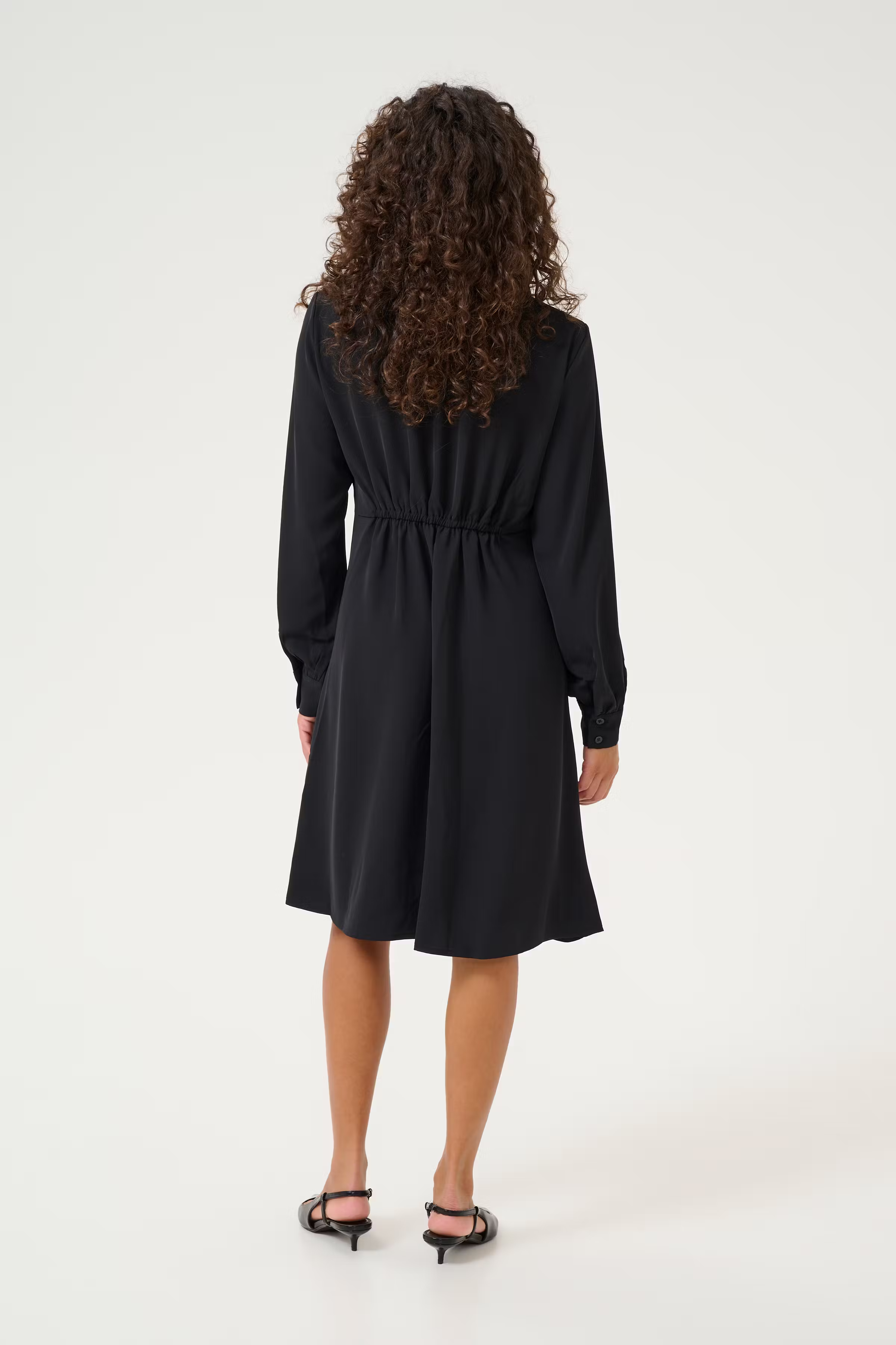 KAsigna Kjole LOOKBOOK BACK 10509102-100121