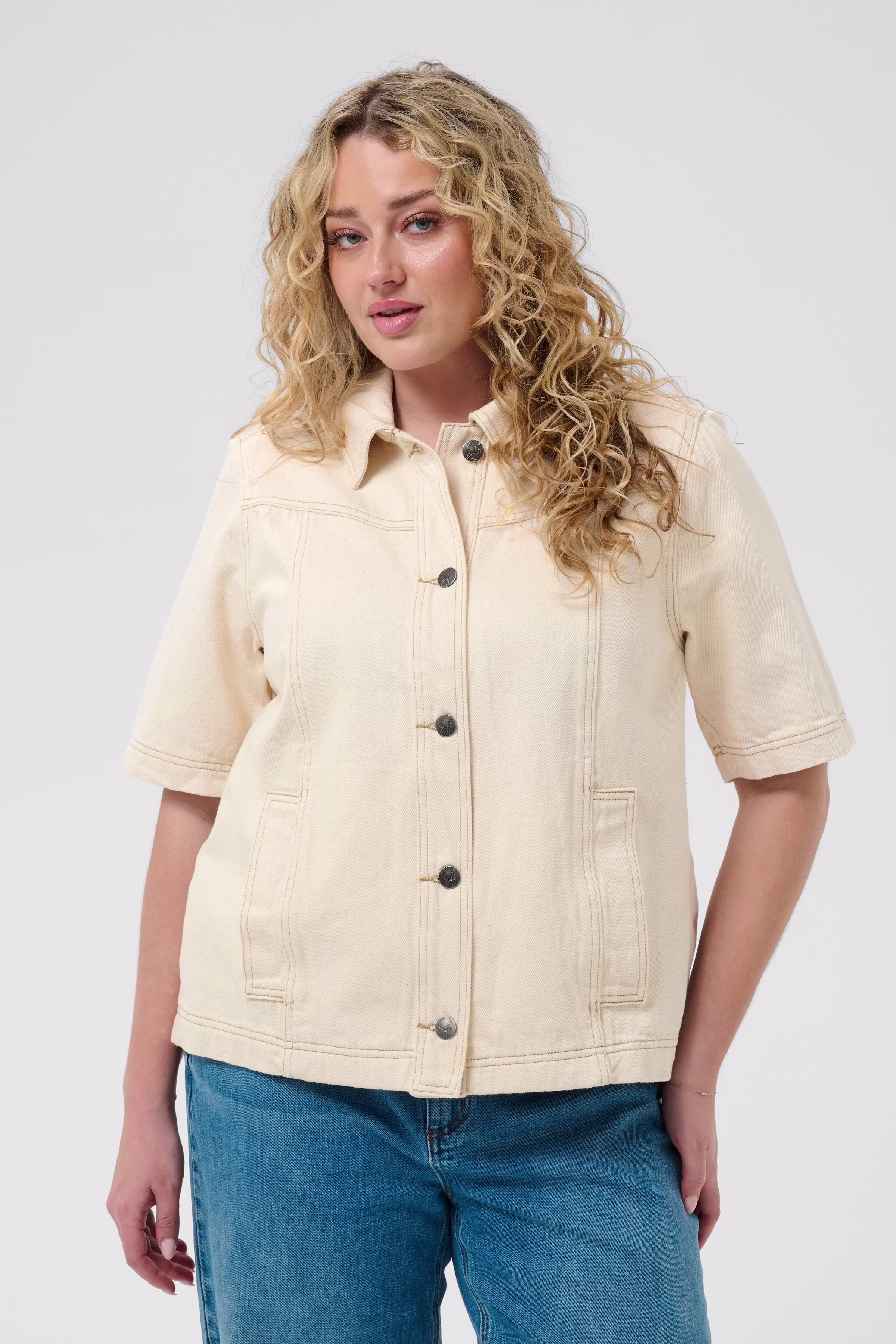 KCchristina Hemd LOOKBOOK FRONT 10584271-109485