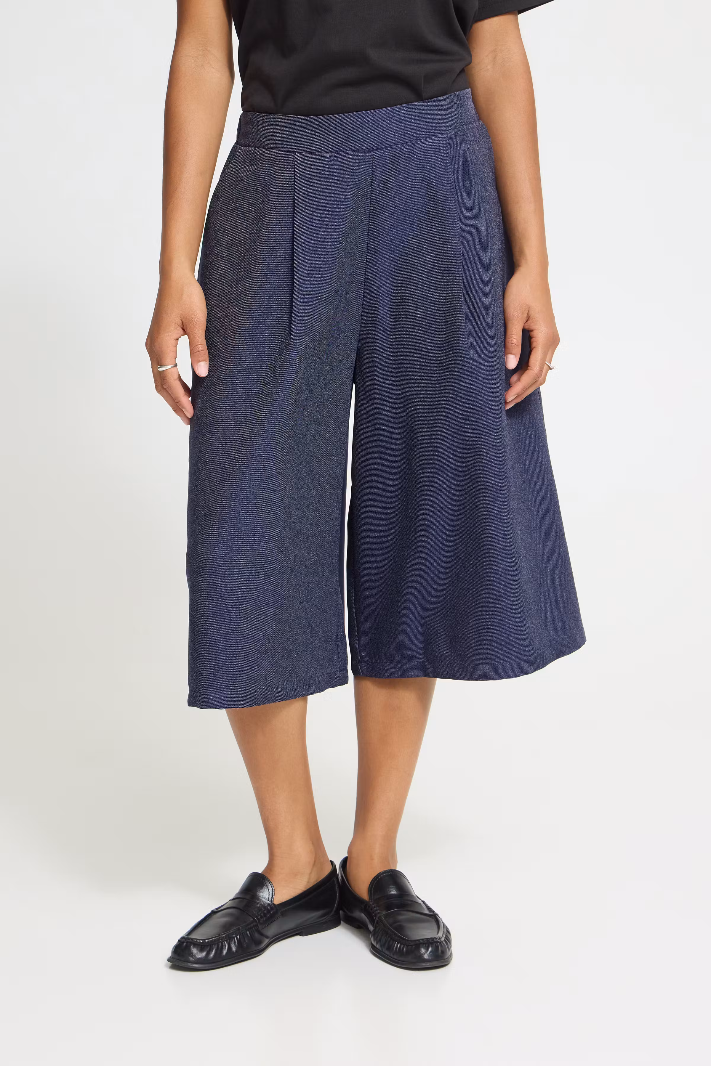 IHFRANNY Shorts LOOKBOOK FRONT 20128326-193831