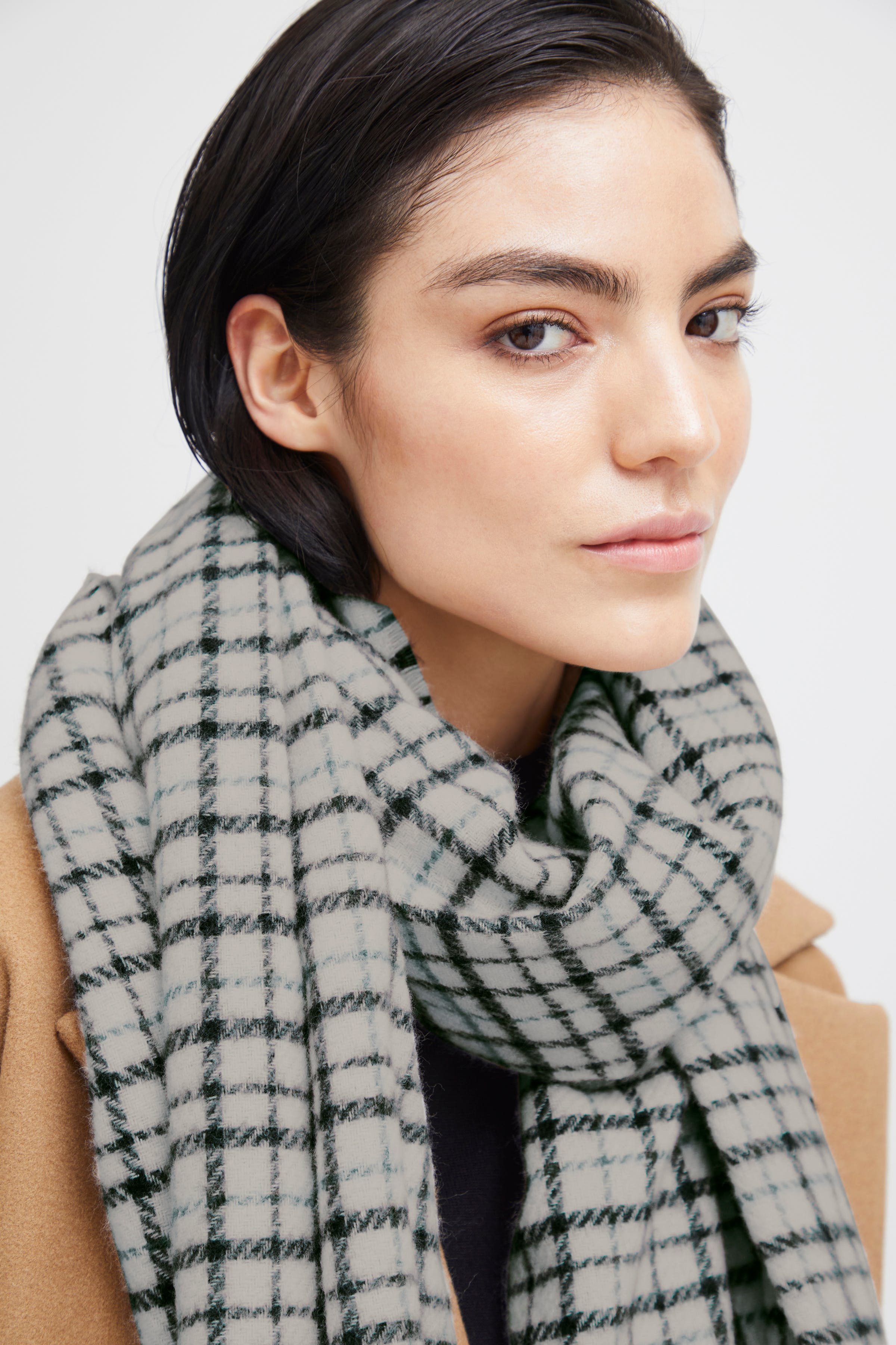 Scarf LOOKBOOK DETAIL 20119536-180950