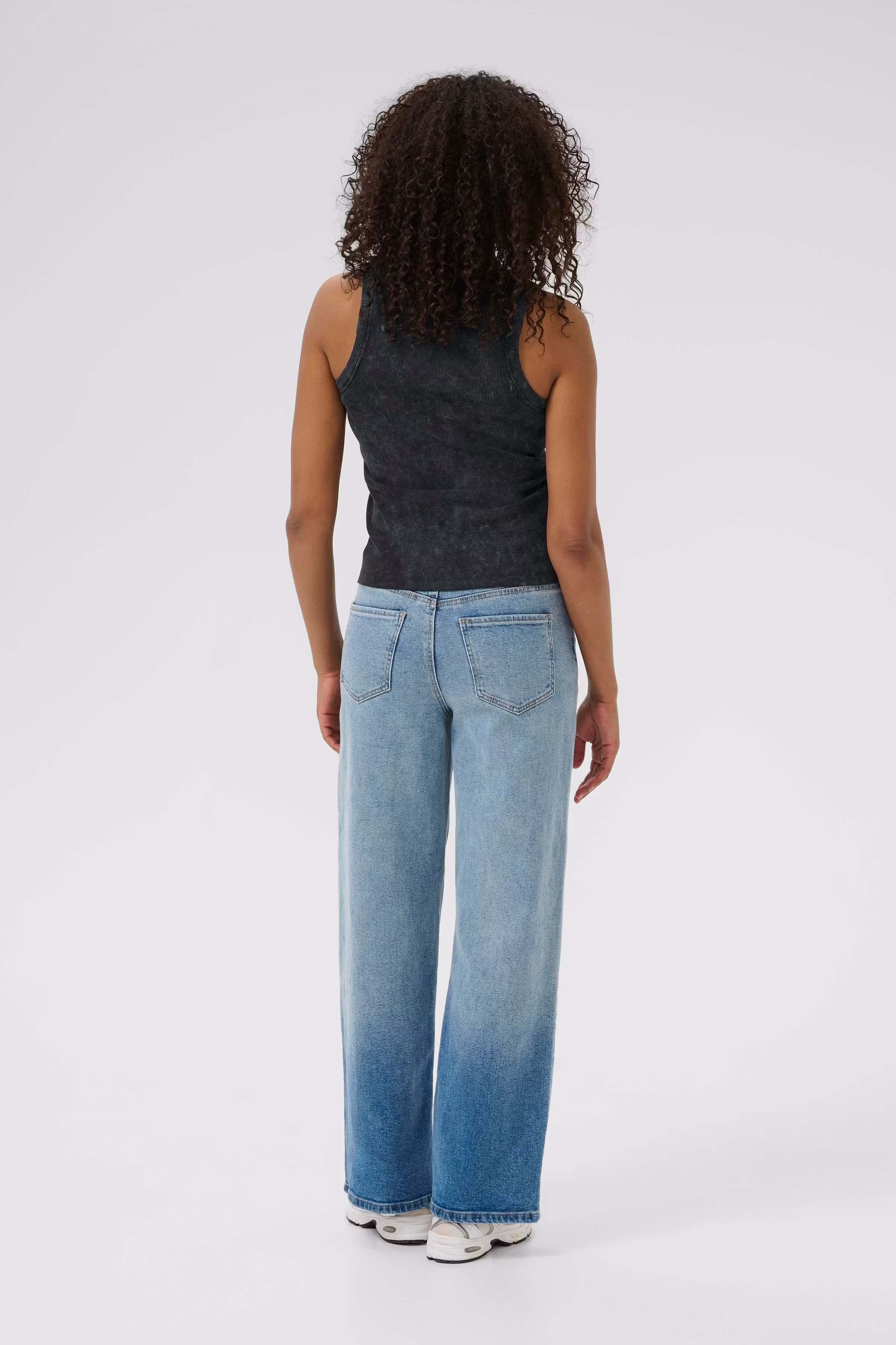 KAdodal Top LOOKBOOK BACK 10509878-107404