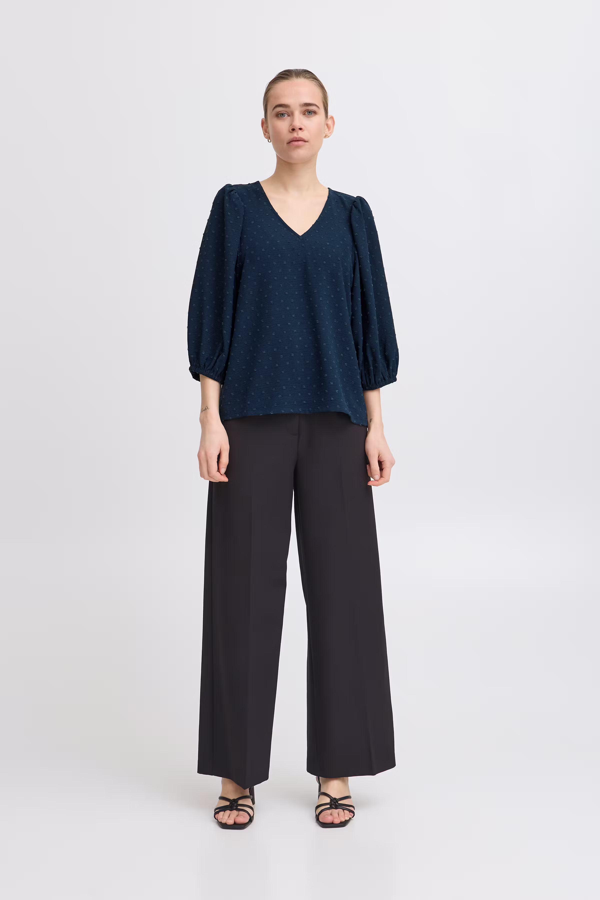 IHZABBY bluser LOOKBOOK FRONT 20122986-194010