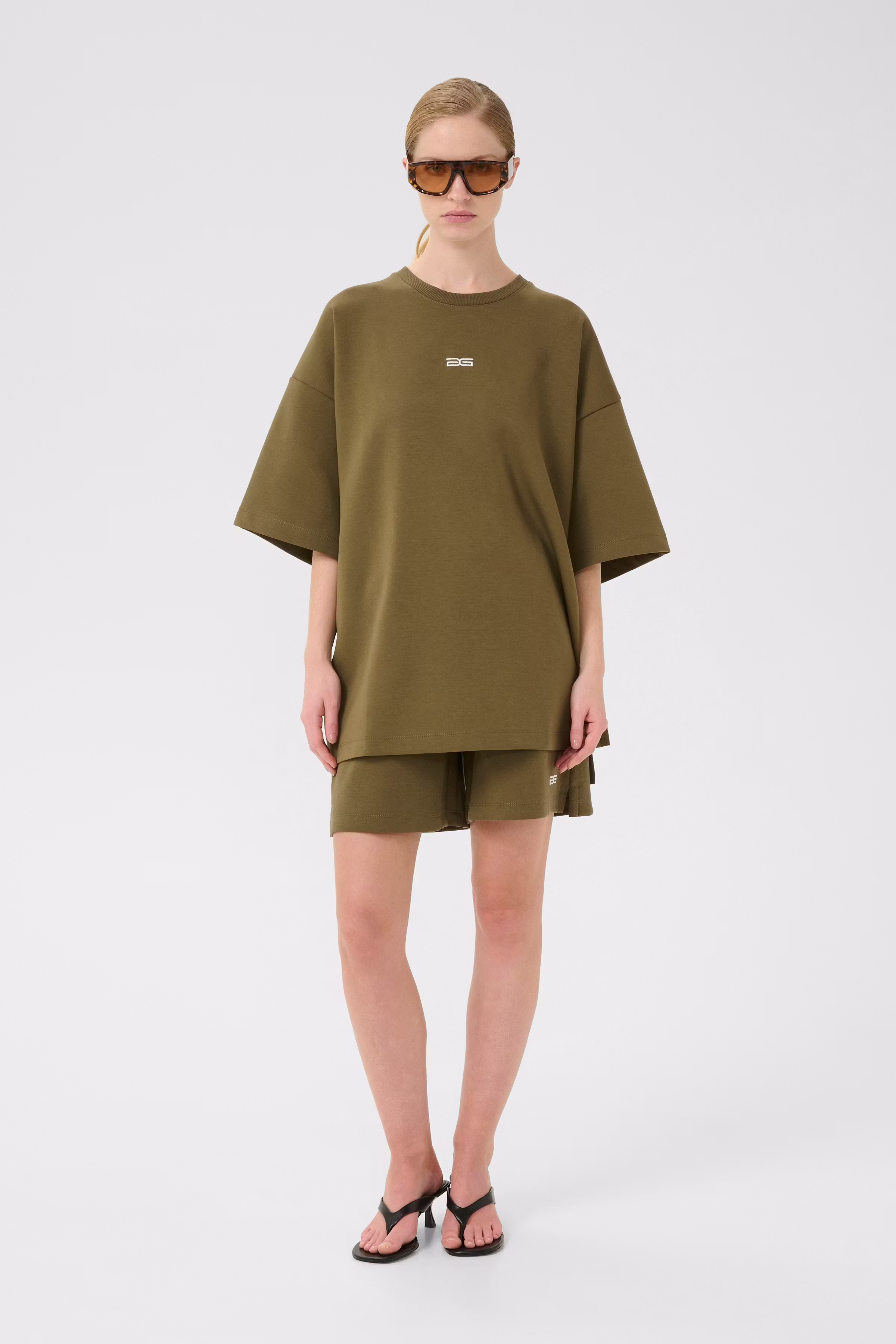 IminaGZ T-shirt LOOKBOOK FRONT 10909140-190403