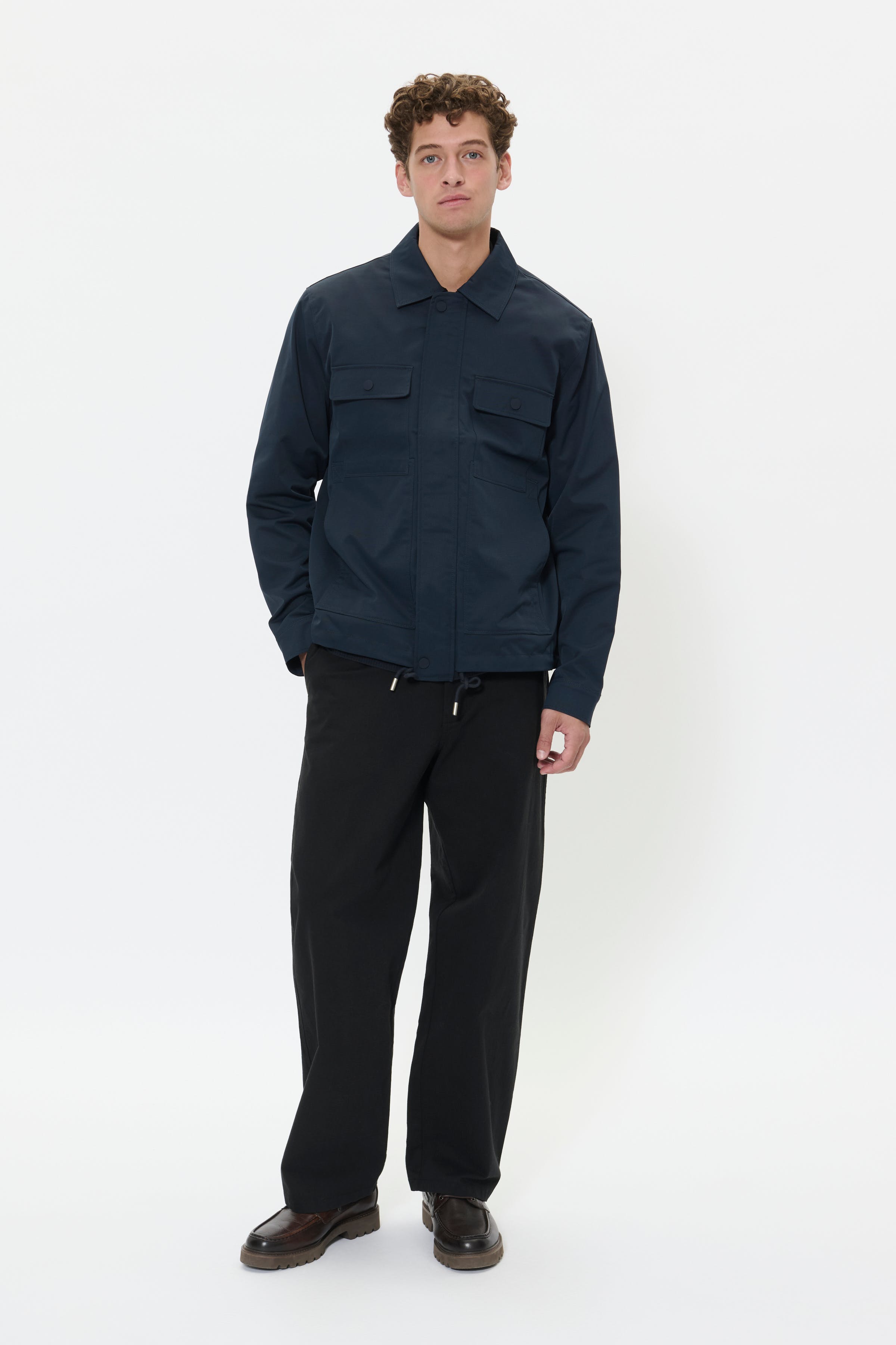 MAparkmead Outerwear LOOKBOOK FRONT 30207133-194011