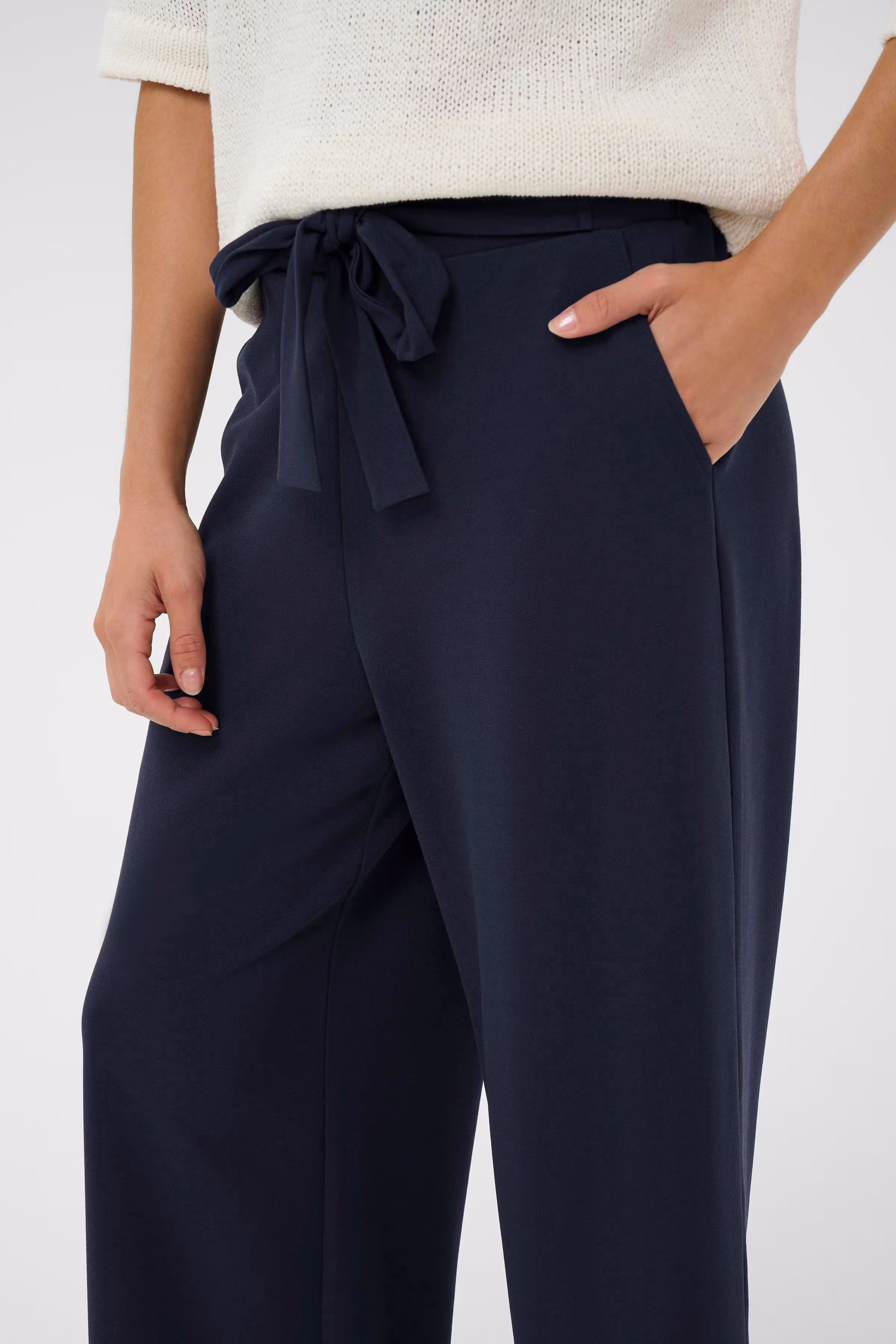 KAphoebe Hose LOOKBOOK DETAIL 10511244-194020