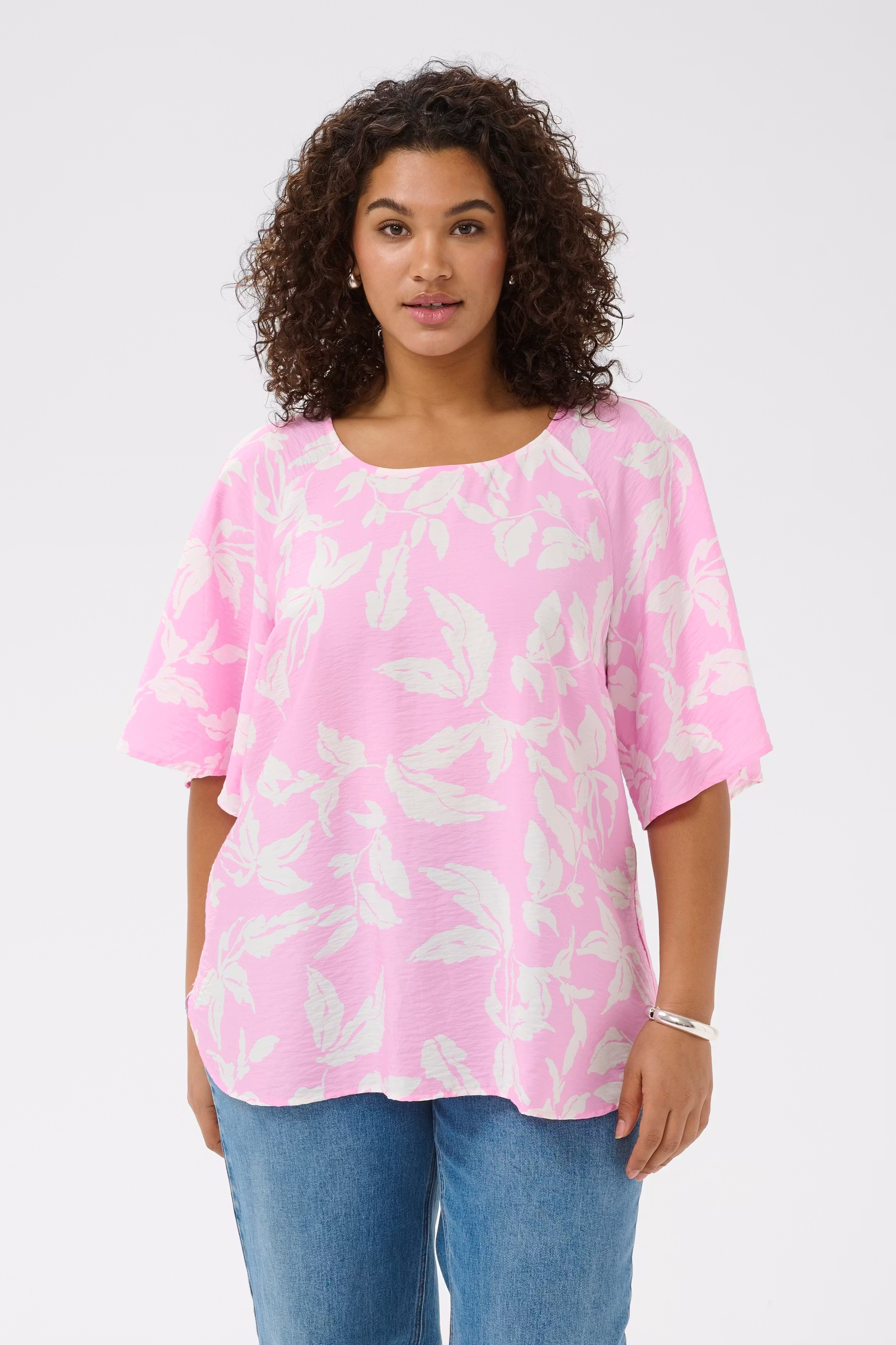 KCmarla Bluse LOOKBOOK FRONT 10584073-109520
