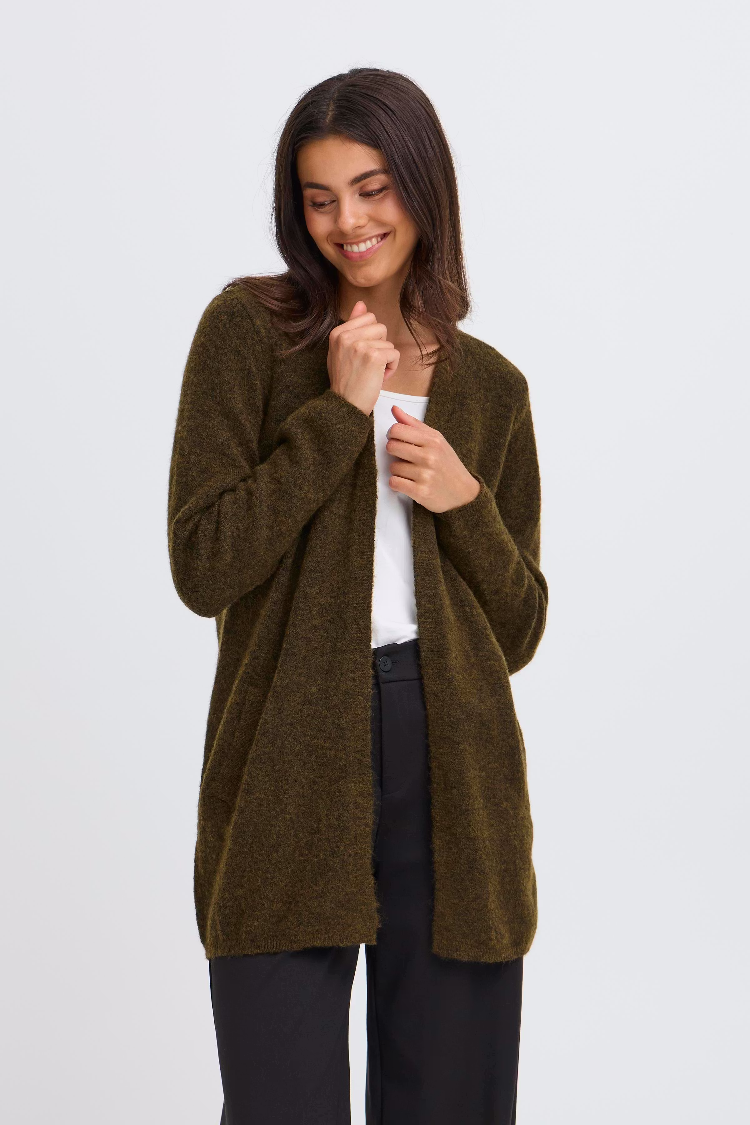 FRSANNY Cardigan LOOKBOOK FRONT 20617060-1805151