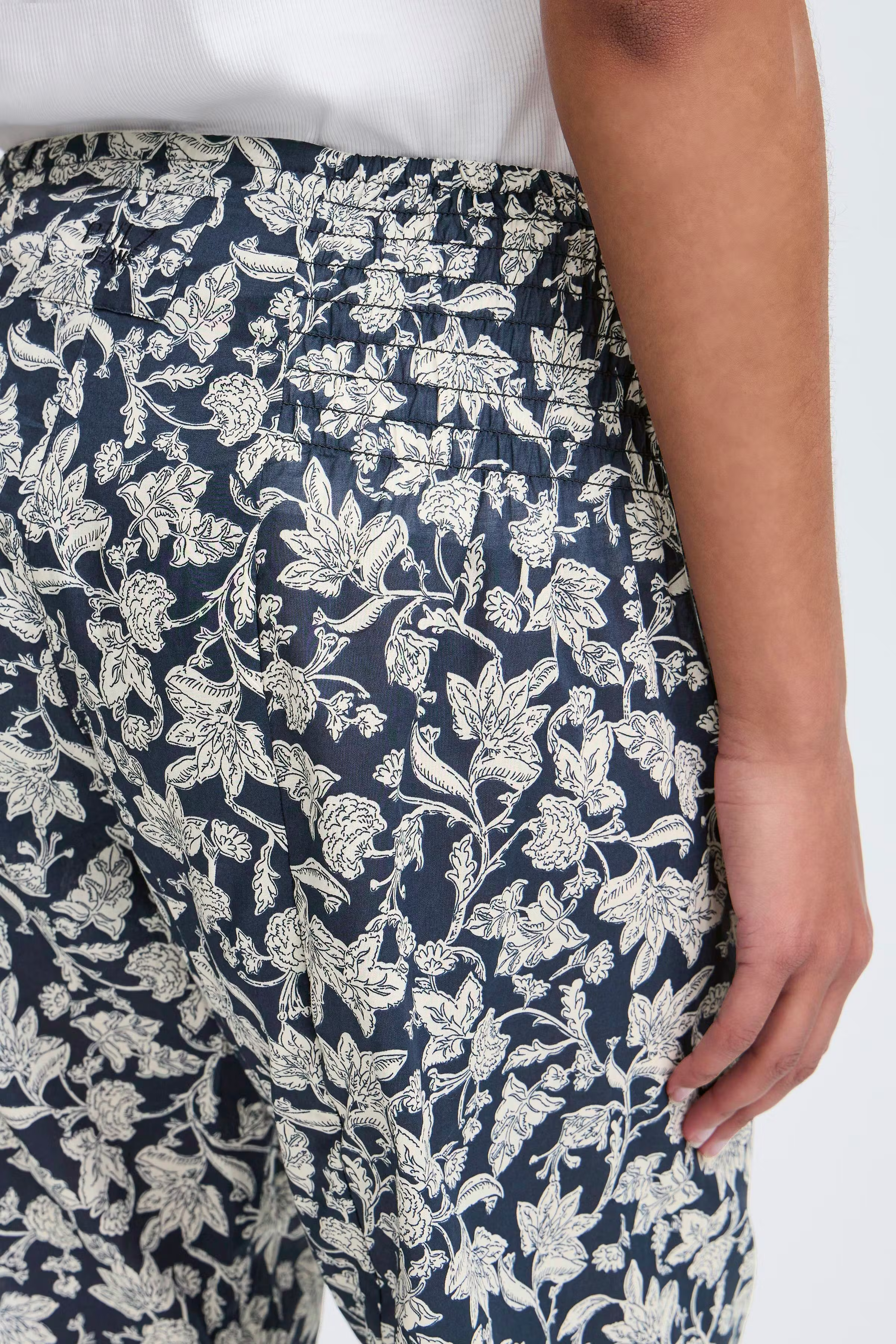 PZJILL Wide Trousers LOOKBOOK DETAIL 50200338-205181