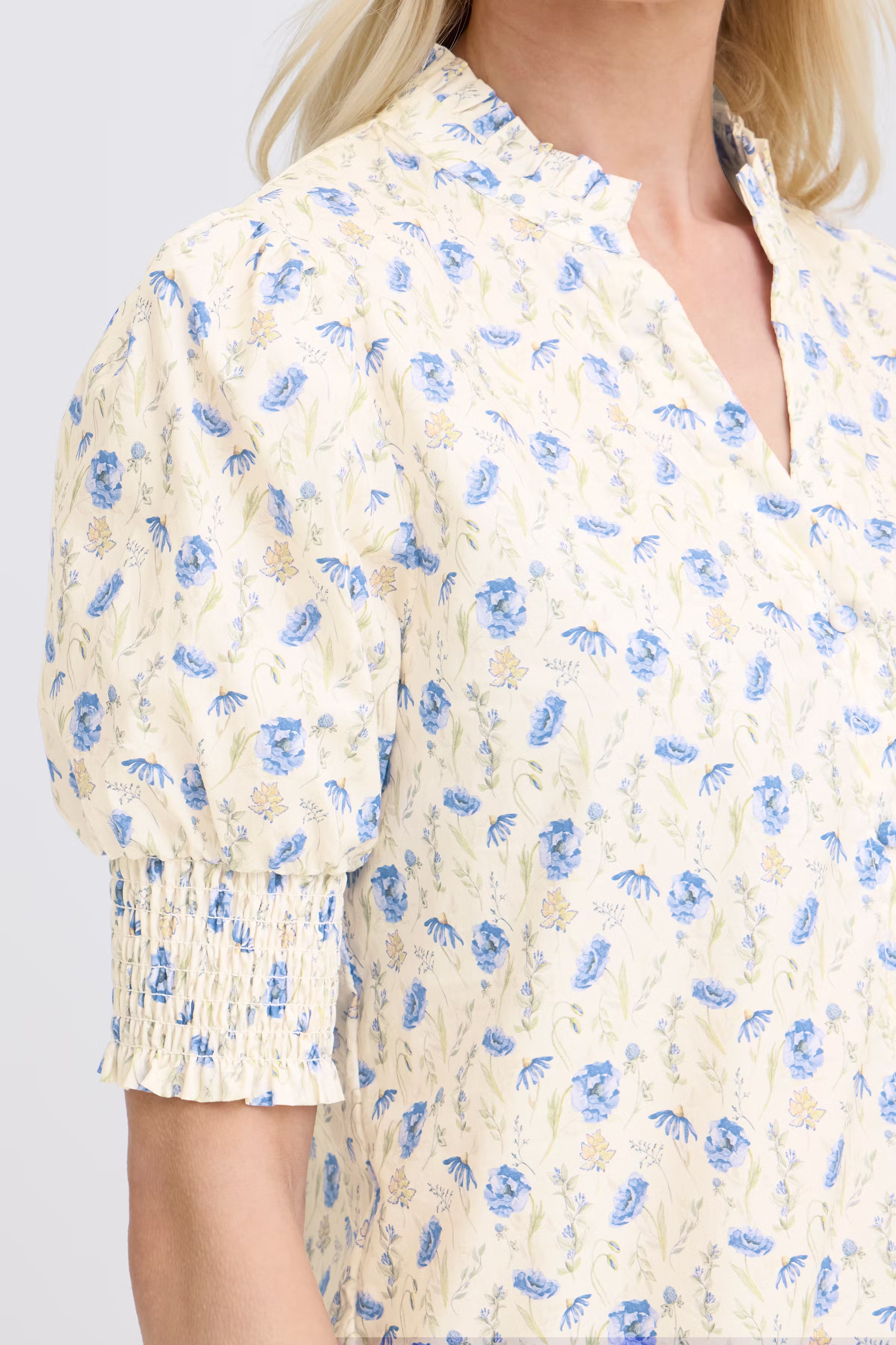 BYIUNIA Skjorte LOOKBOOK DETAIL 20819251-900009887