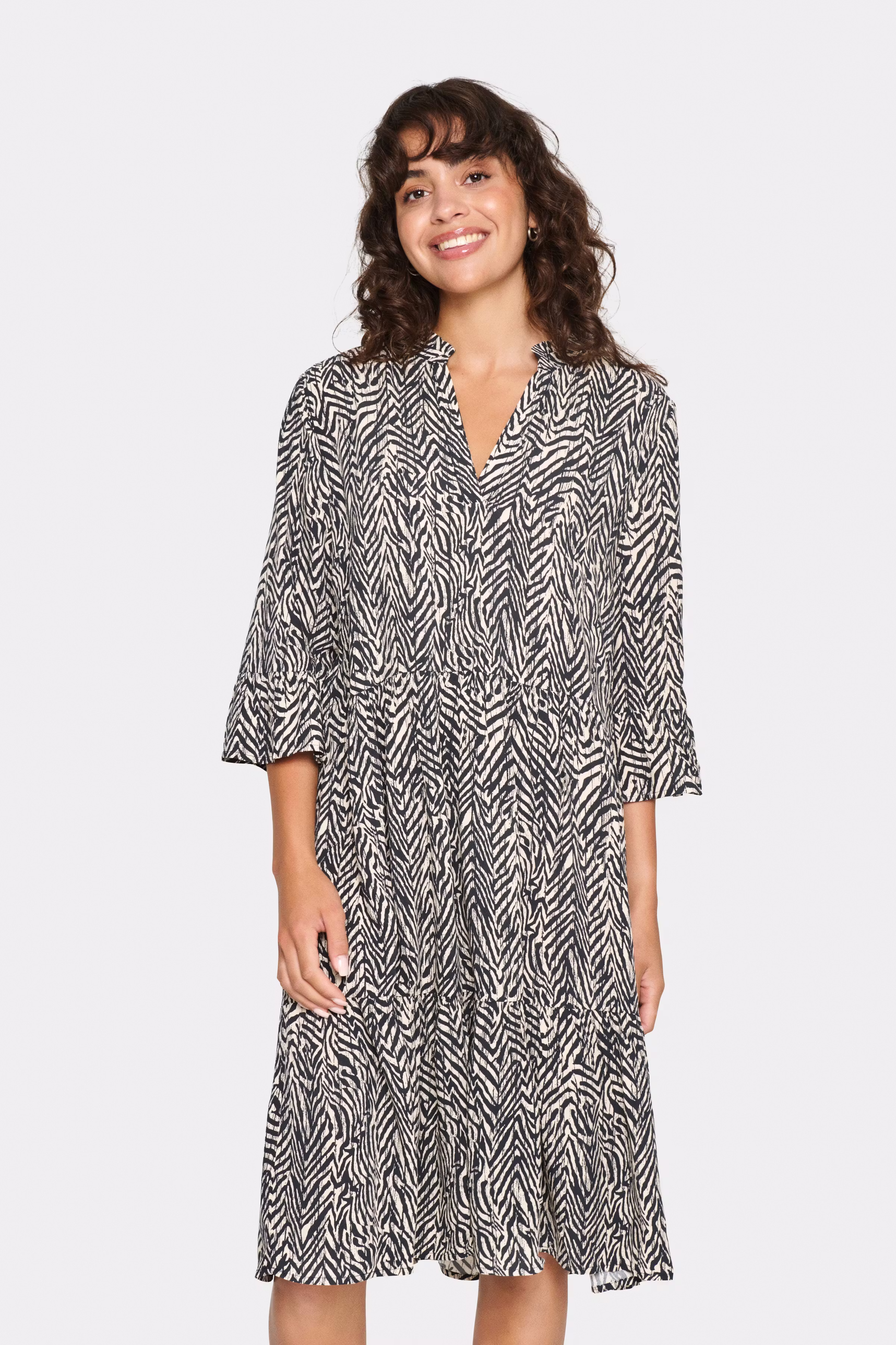 EdaSZ Kjole LOOKBOOK FRONT 30510220-600240