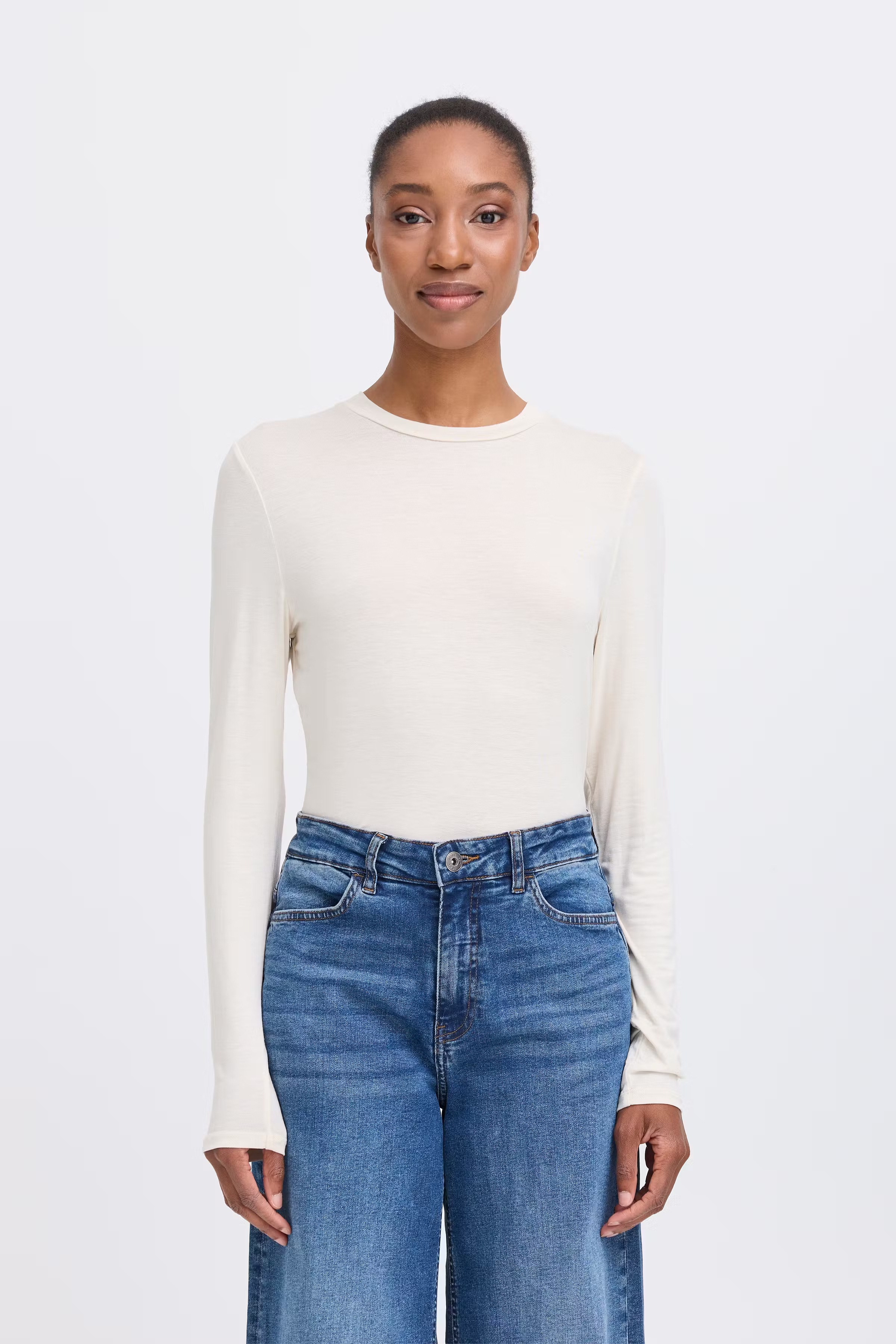 IHPHILUCA T-shirt LOOKBOOK FRONT 20117290-124301