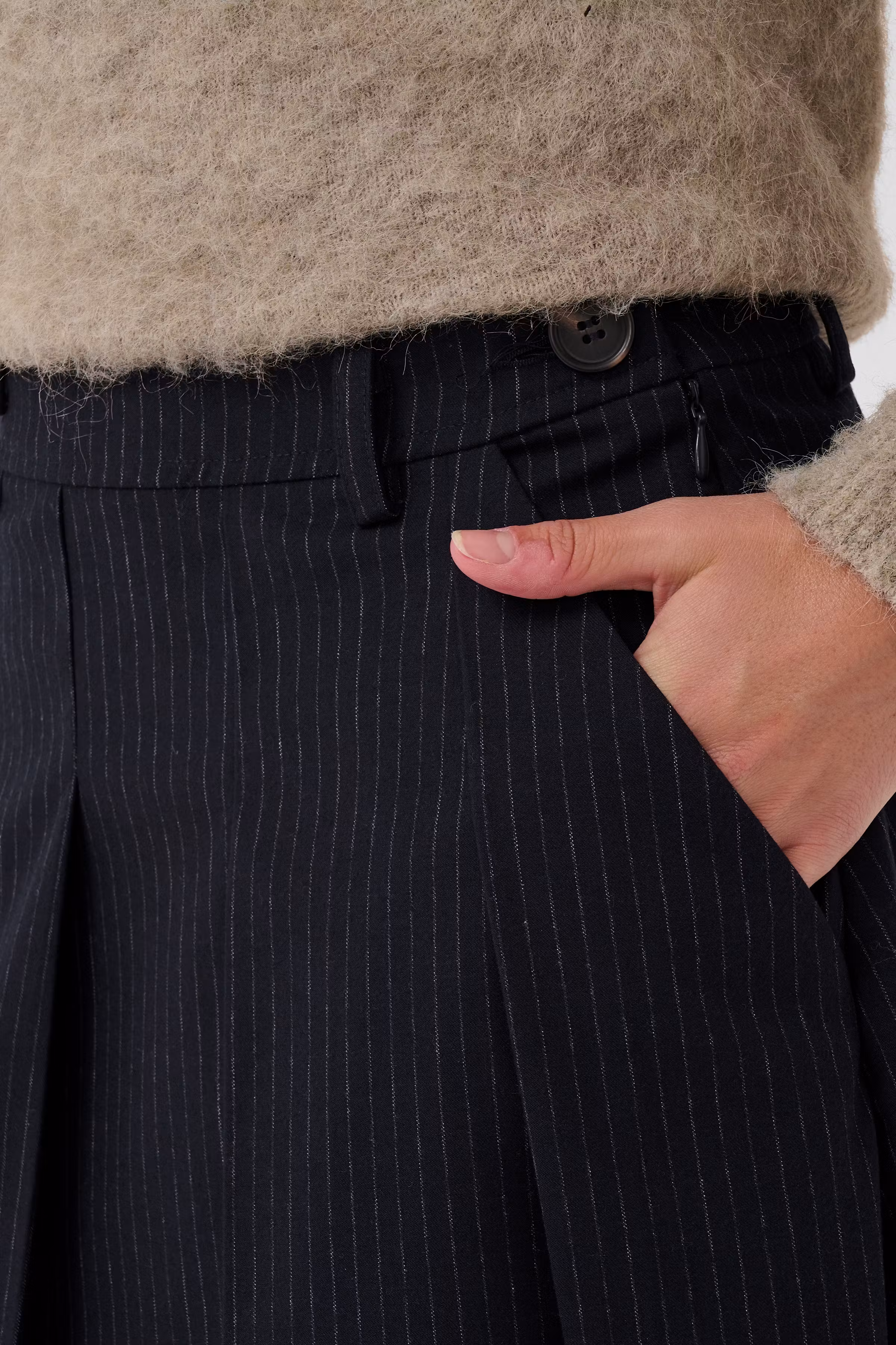 TylerSZ Skirt LOOKBOOK DETAIL 30515371-305229