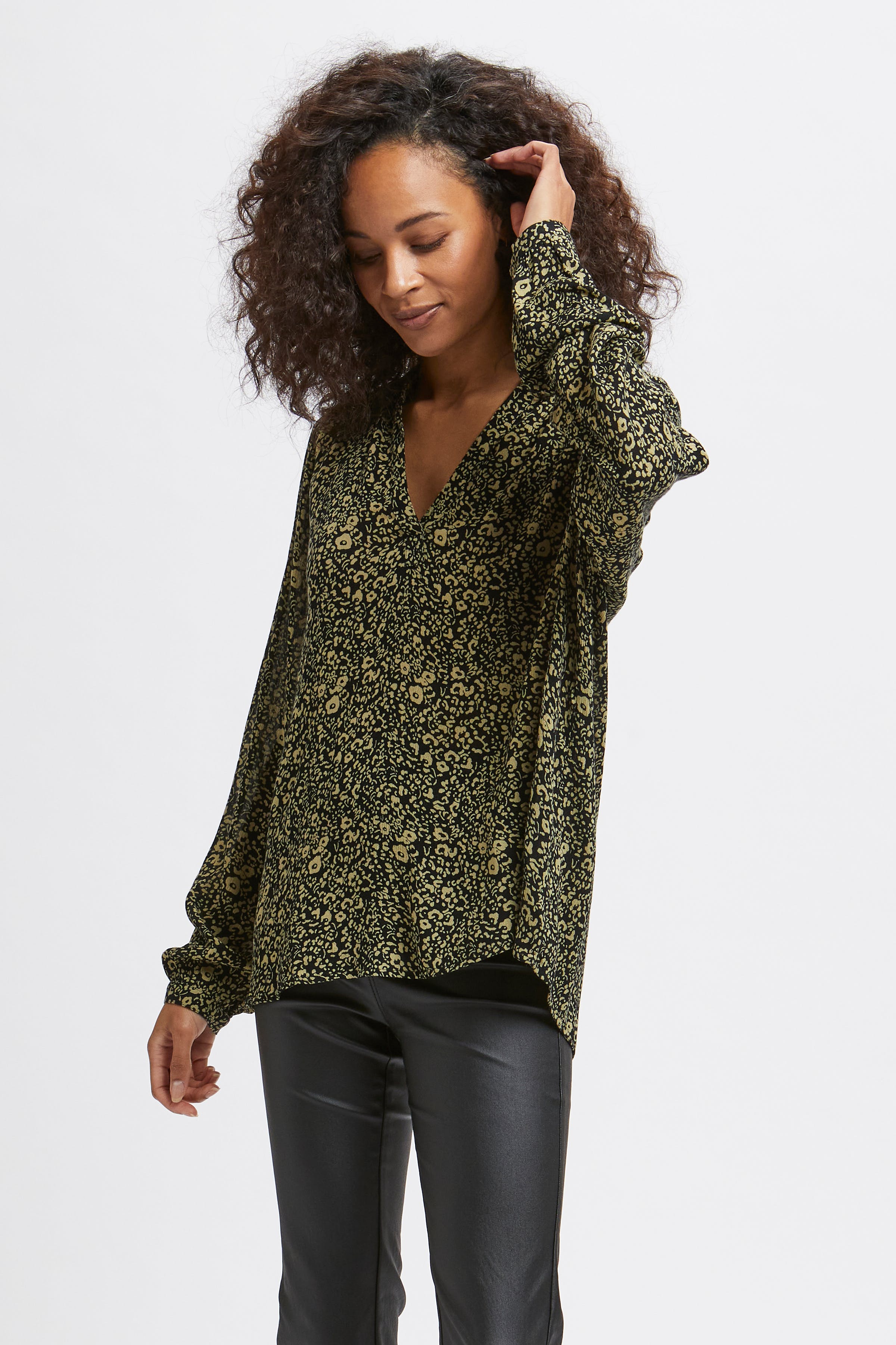 KAturbo Blus LOOKBOOK FRONT 10551834-101812