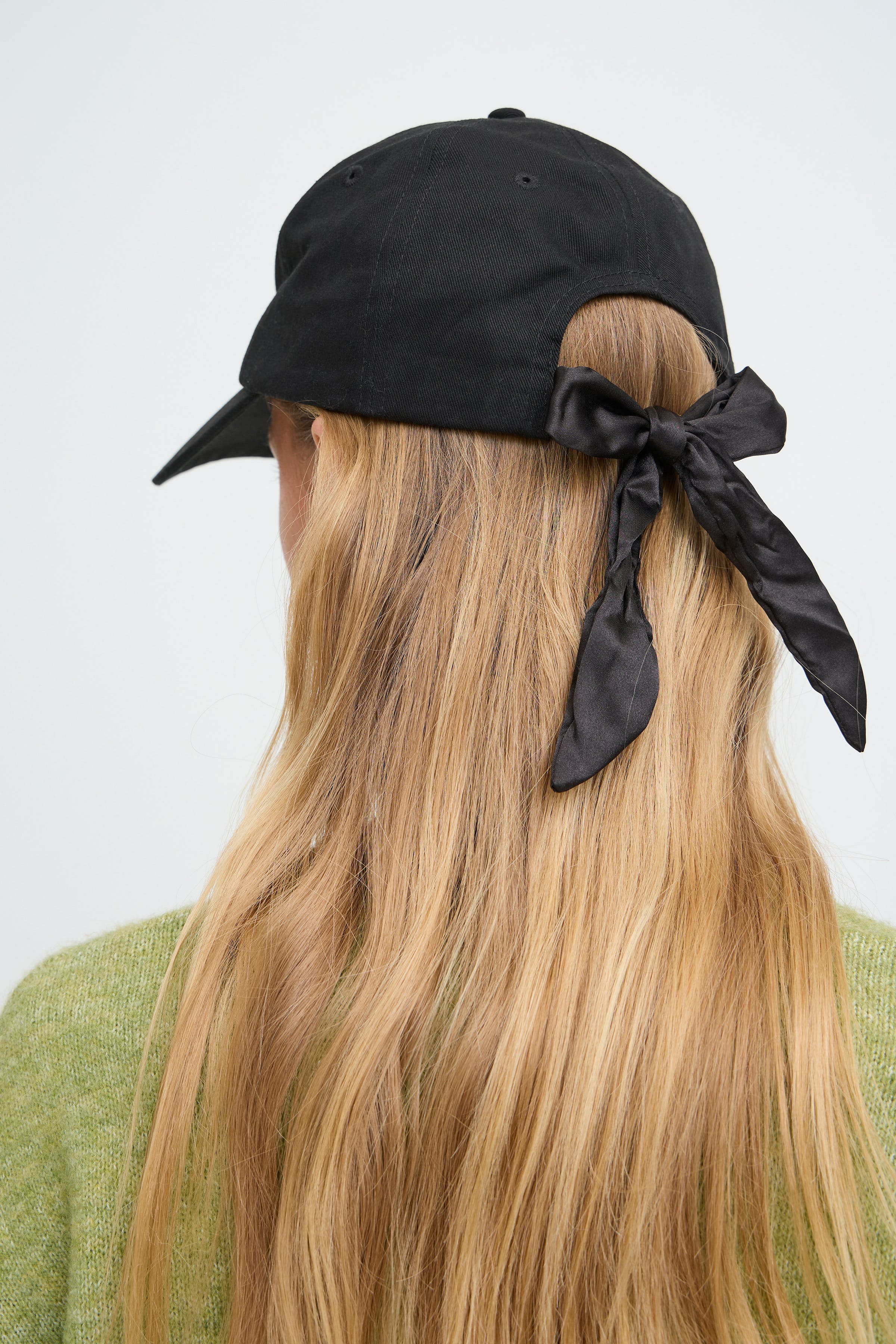 IAADDA Caps LOOKBOOK FRONT 20125334-194008