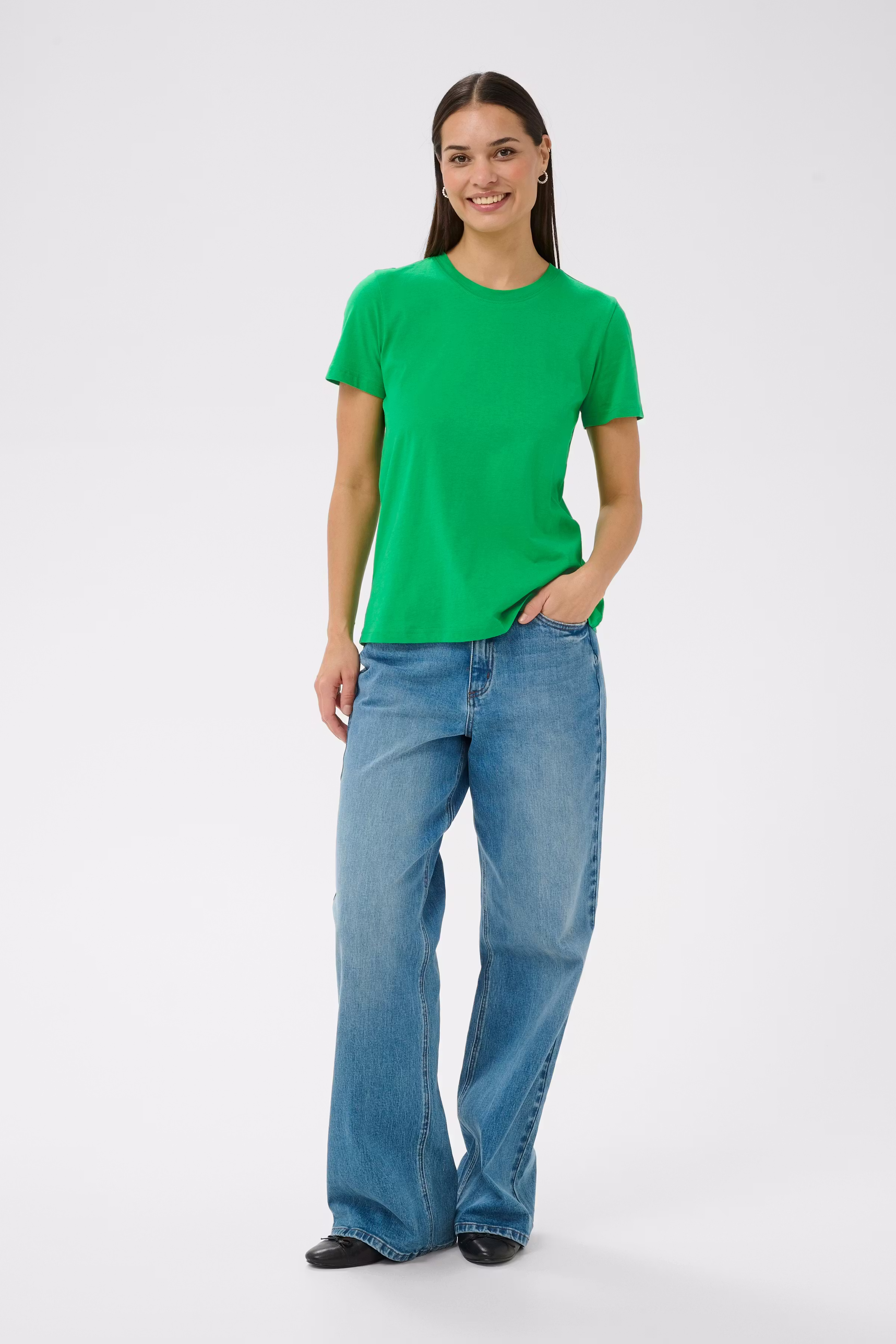 KAmarin T-shirt LOOKBOOK FRONT 10506137-155534