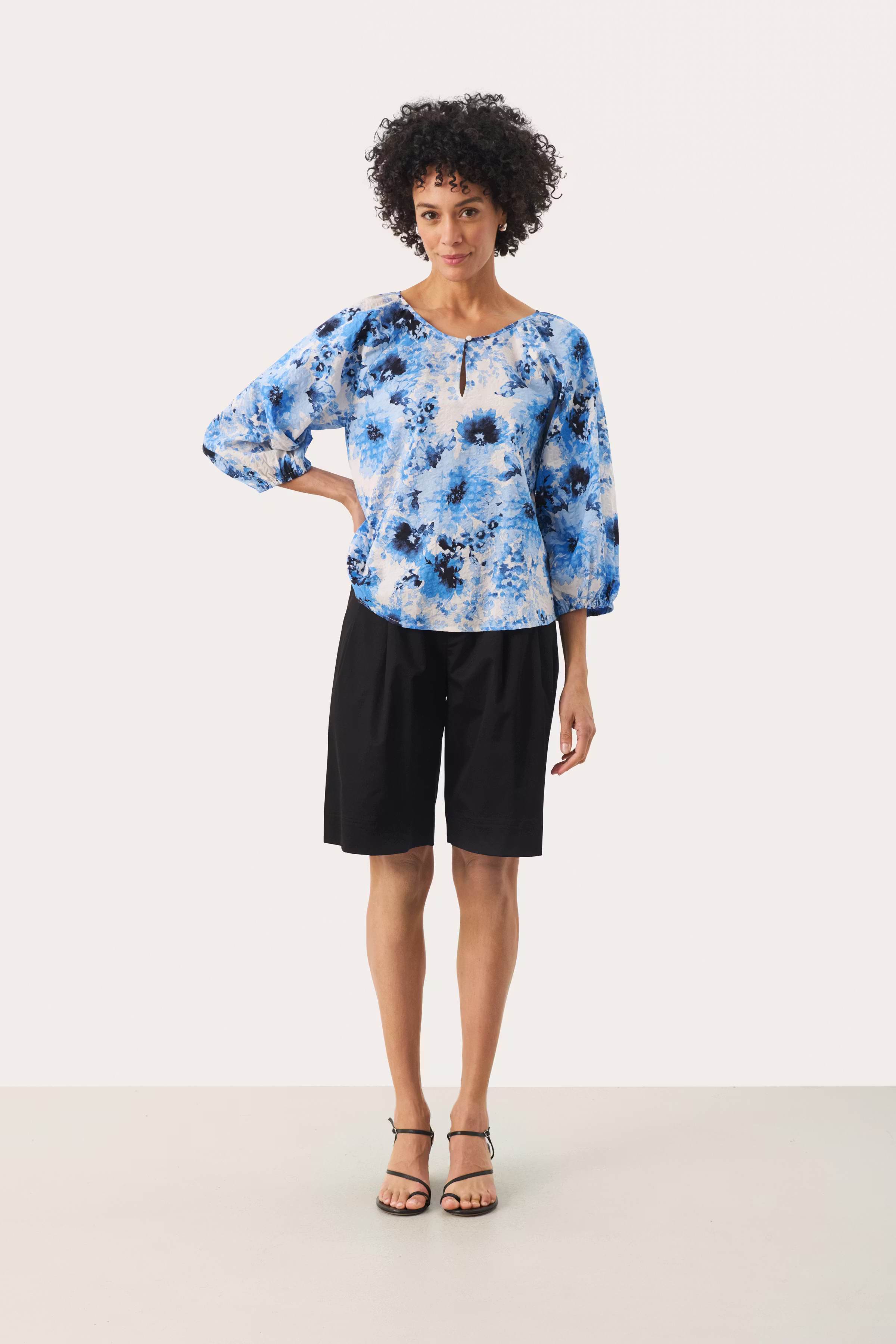 RaduniPW Top LOOKBOOK FRONT 30310058-303766