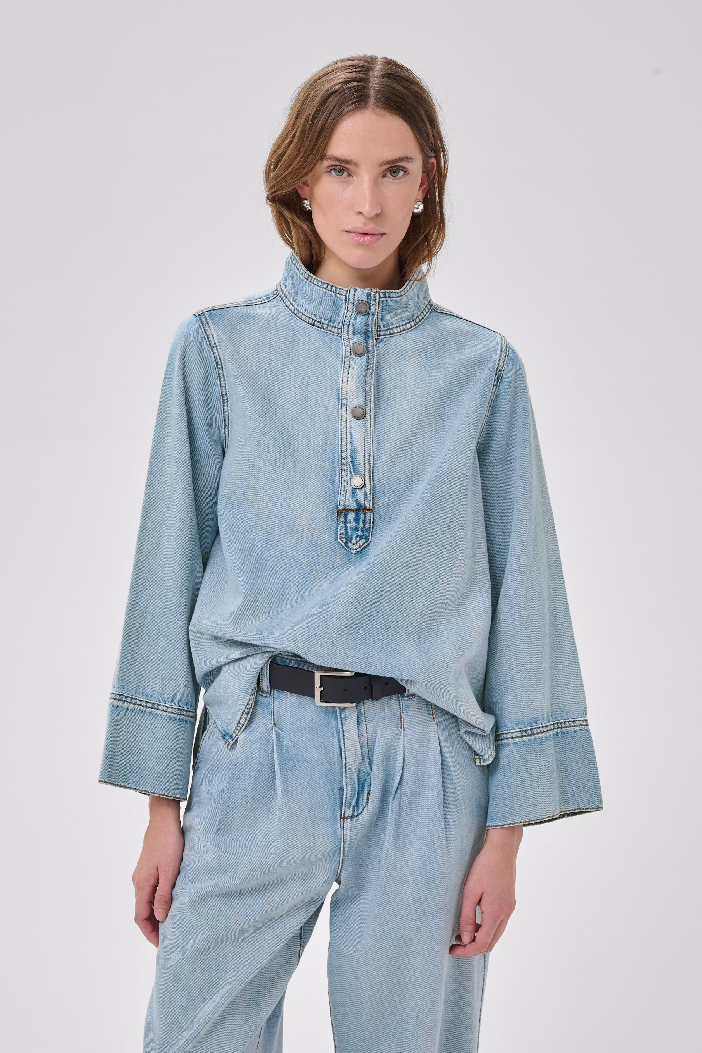 HilmaMW Blouse LOOKBOOK FRONT 10705066-100045