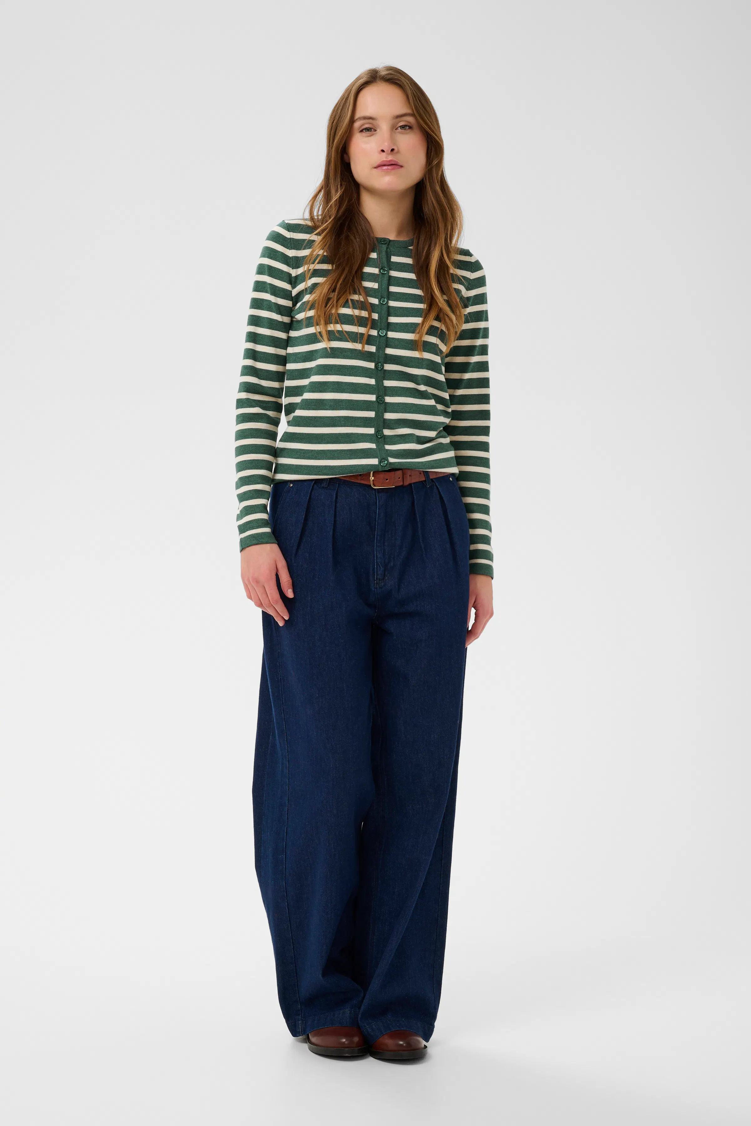 MilaSZ Cardigan LOOKBOOK FRONT 30513767-304172