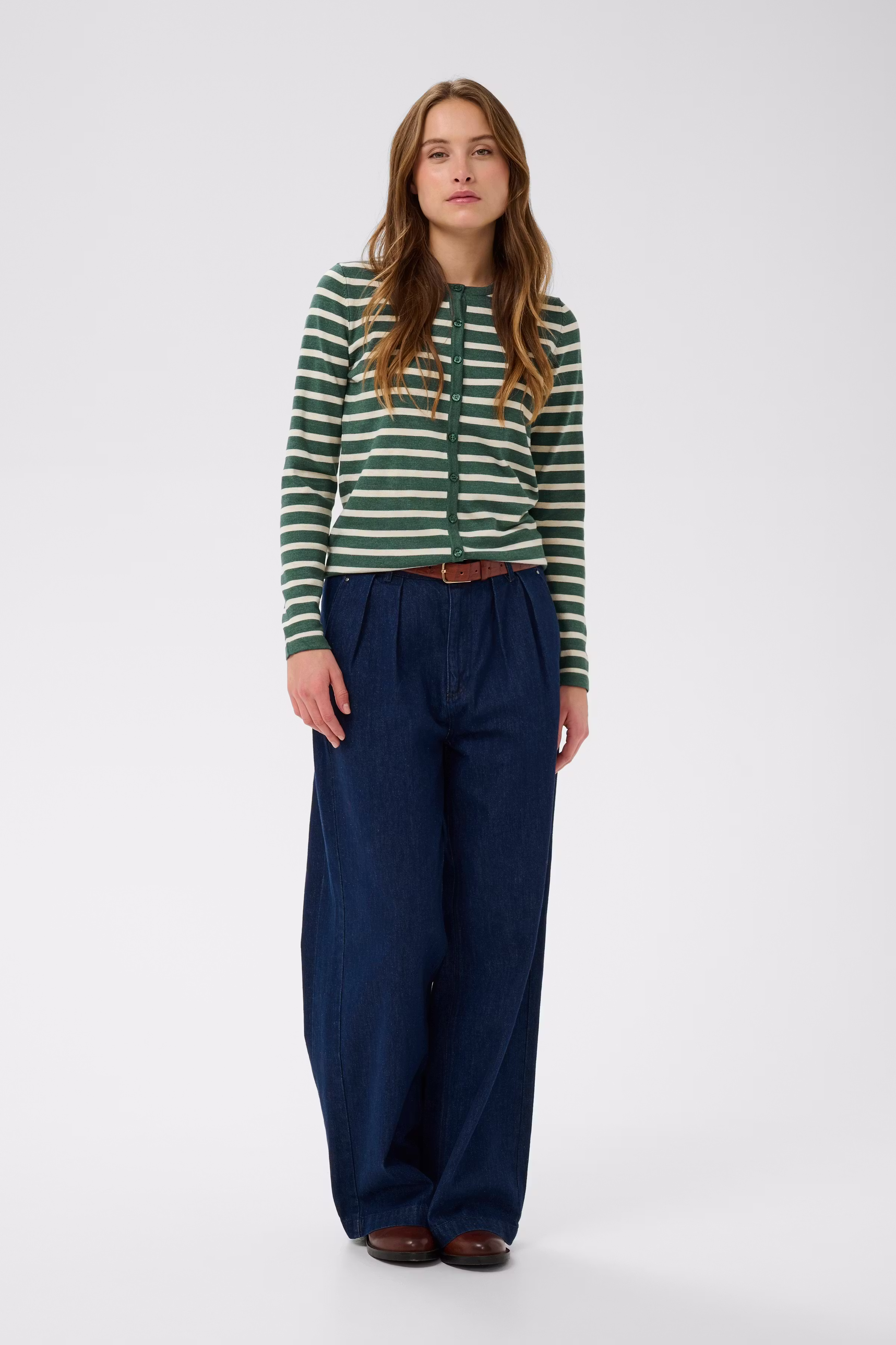 MilaSZ Cardigan LOOKBOOK FRONT 30513767-304172