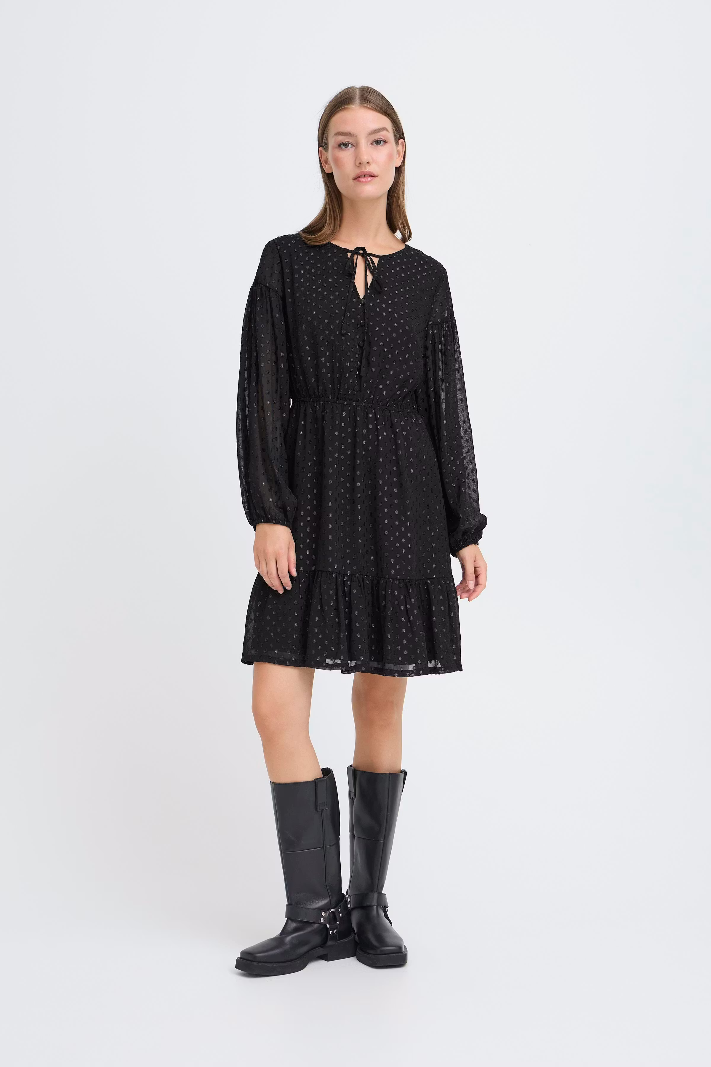 IHGLOWI Kjole LOOKBOOK FRONT 20124736-194008