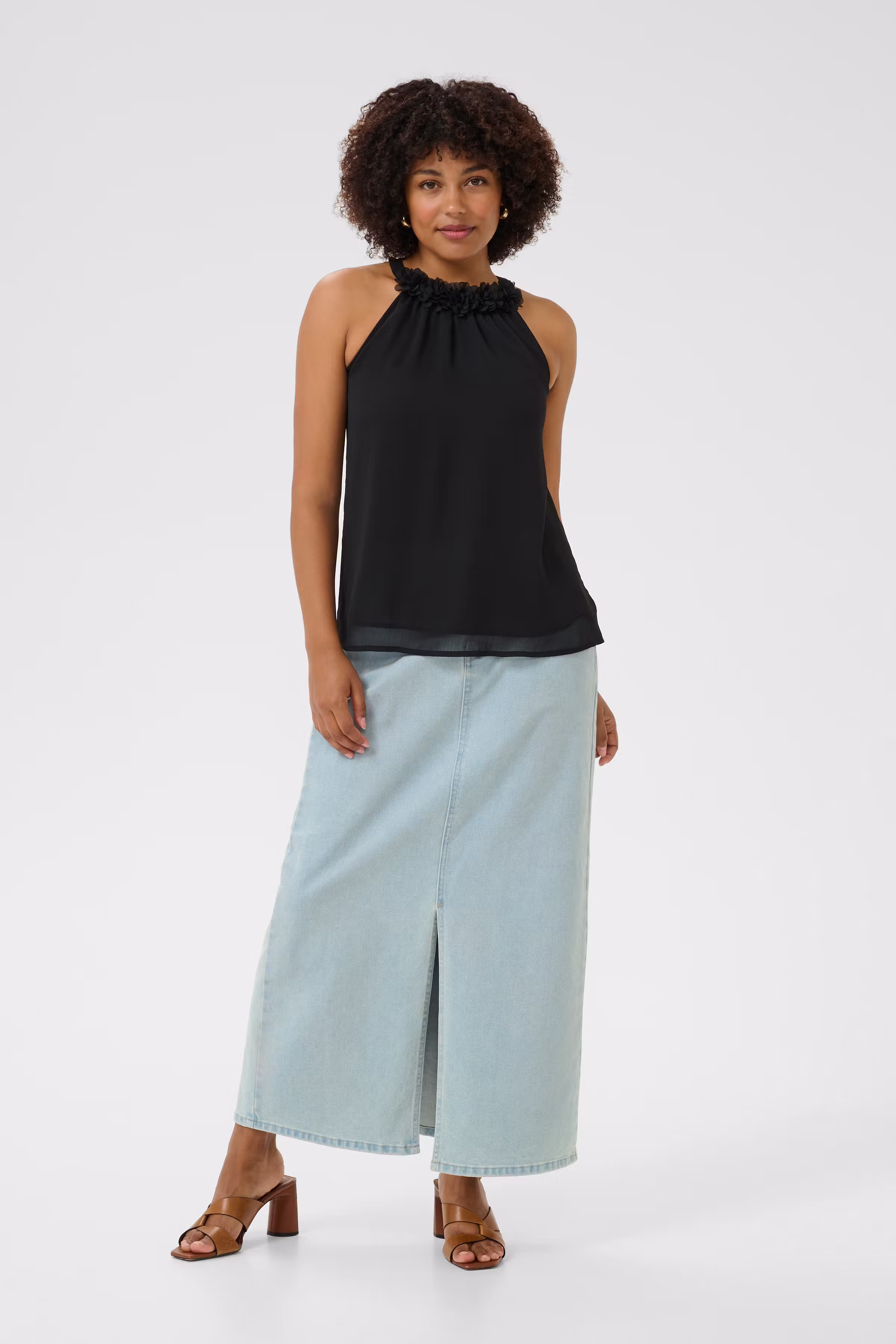 CREmery Top LOOKBOOK FRONT 10613346-100120