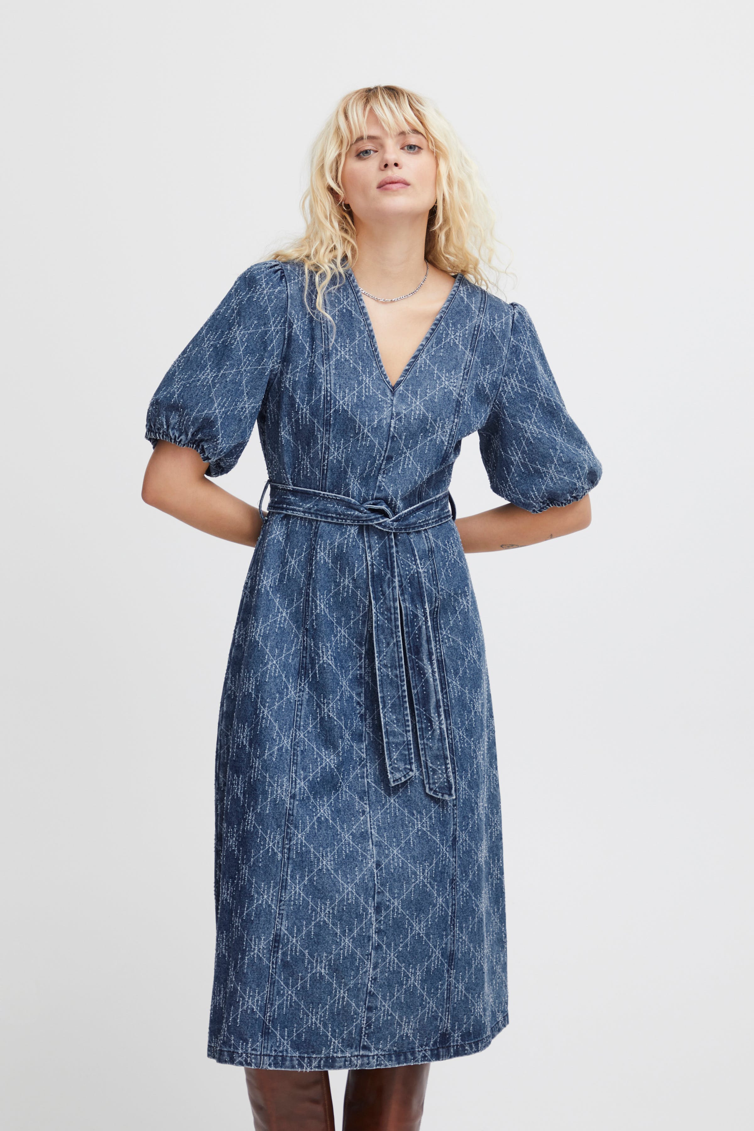 IHASKI Kleid LOOKBOOK FRONT 20120406-200339