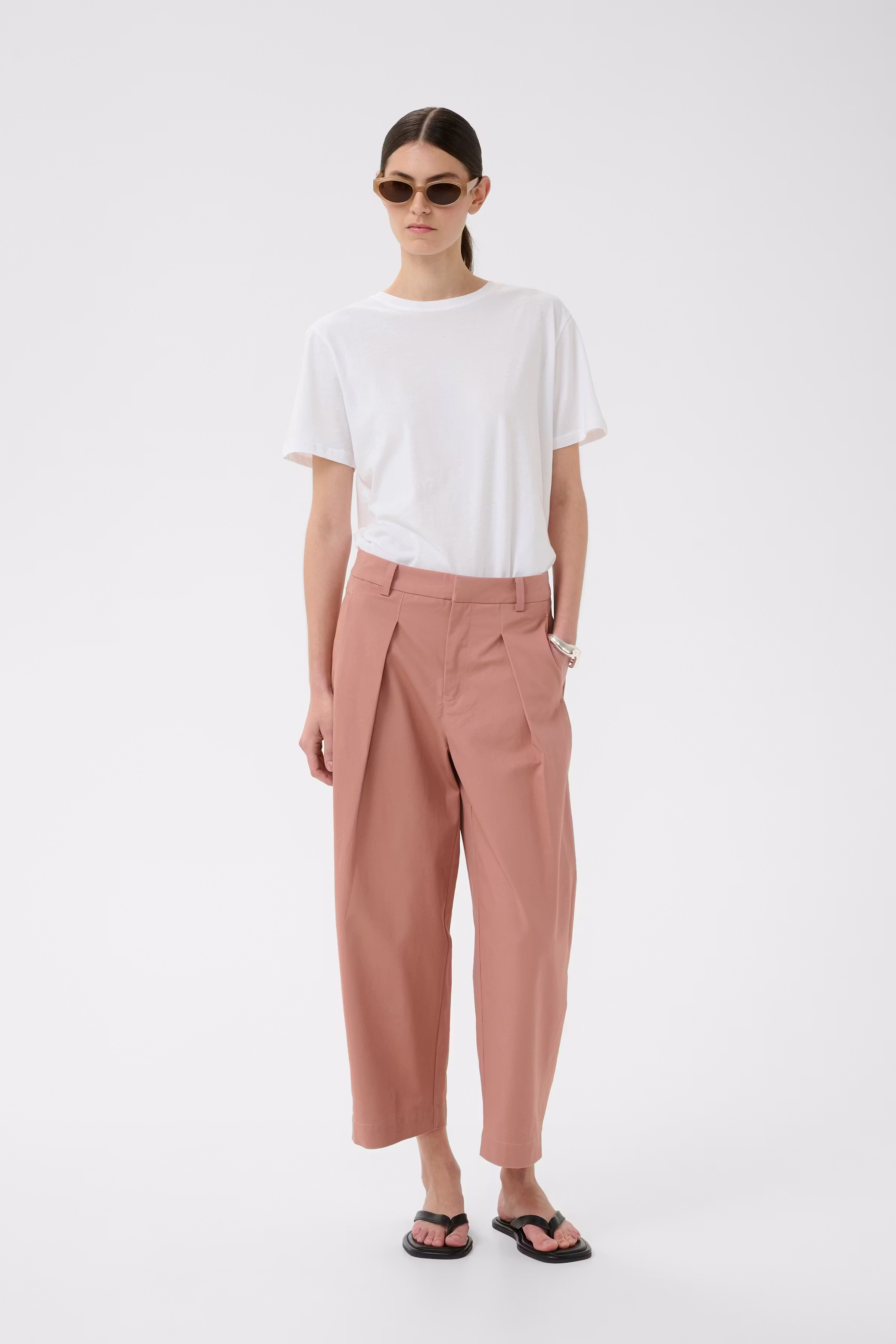 TinikkaIW Cropped Trousers LOOKBOOK FRONT 30111258-171514