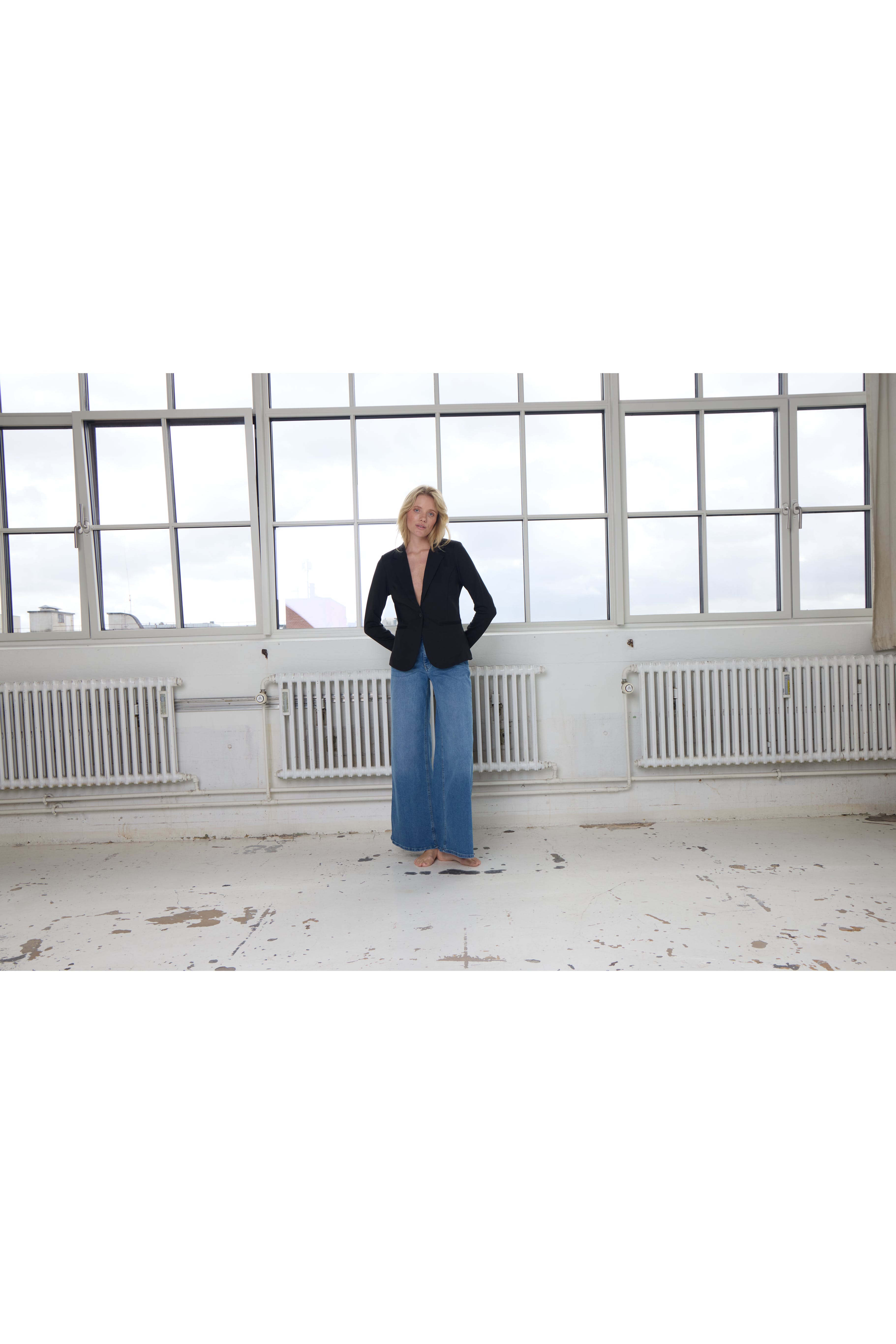 IHKATE Blazer LOCATION NONE 20101801-10001