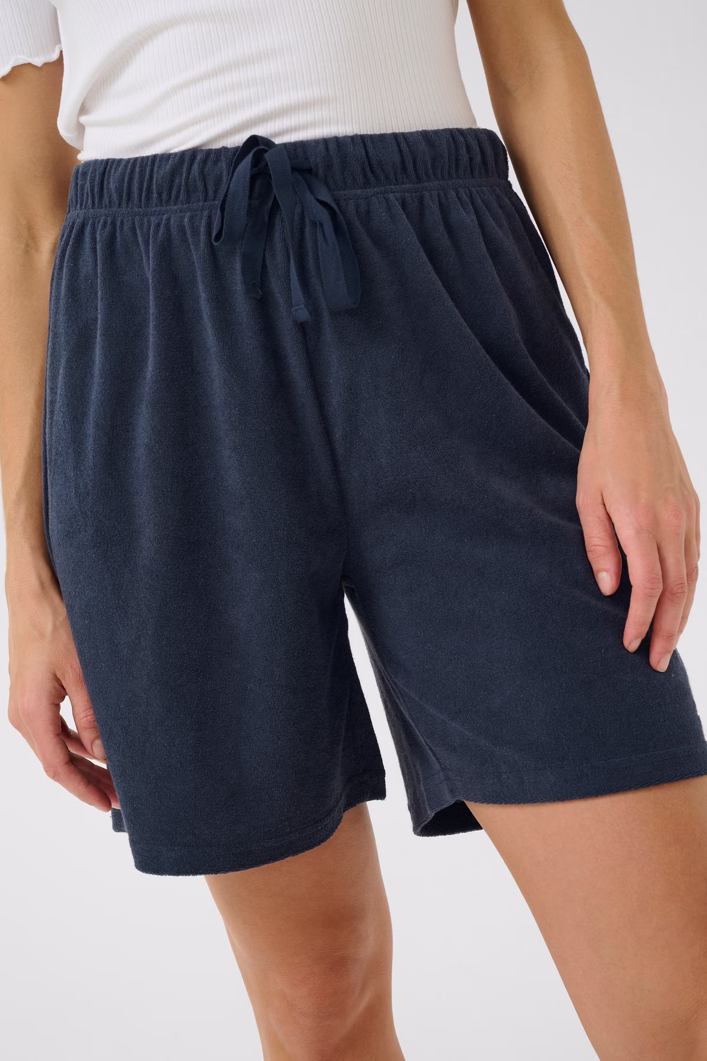 CRFria Shorts LOOKBOOK DETAIL 10613704-193923