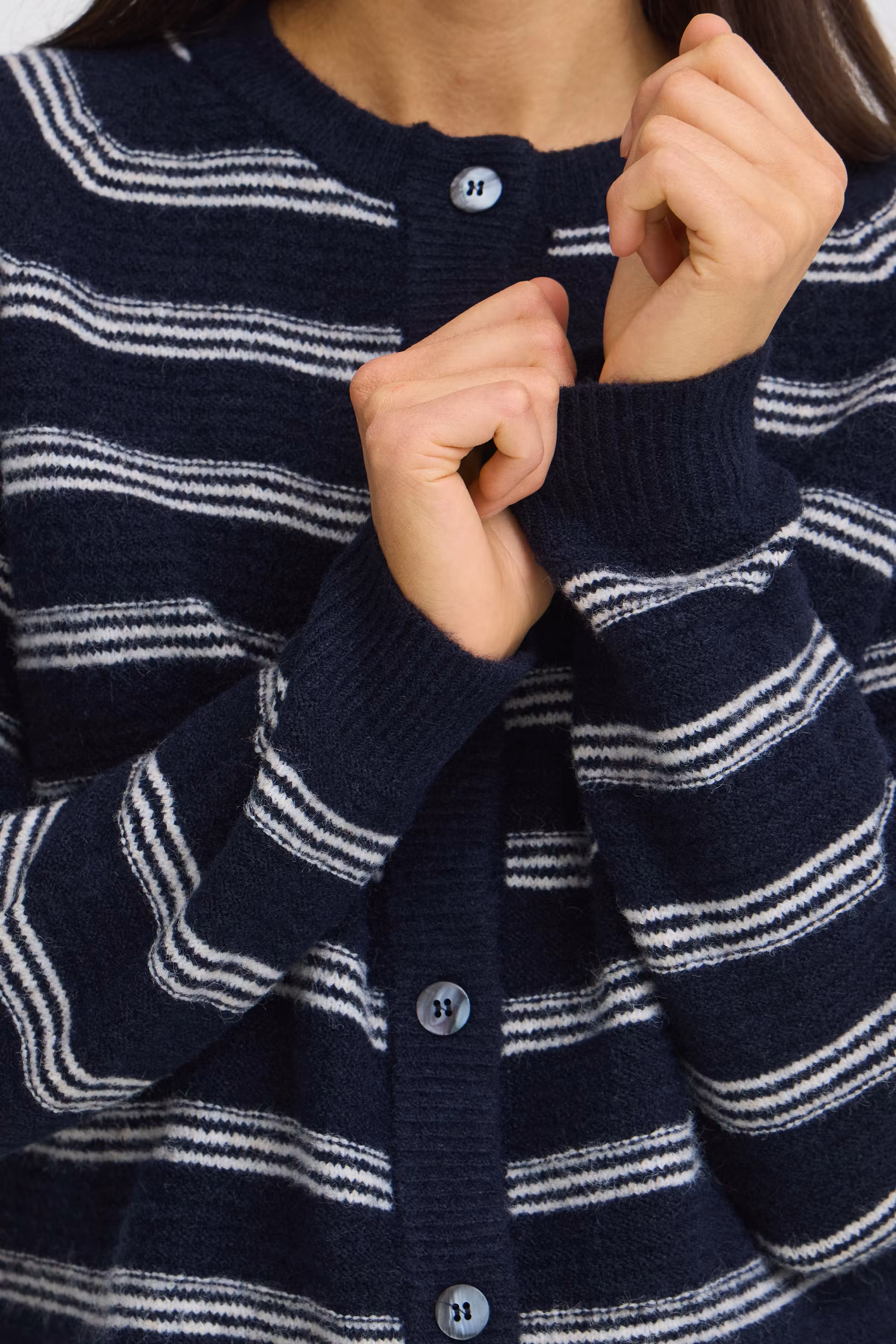 FRKENDRA Cardigan LOOKBOOK DETAIL 20618103-900010298