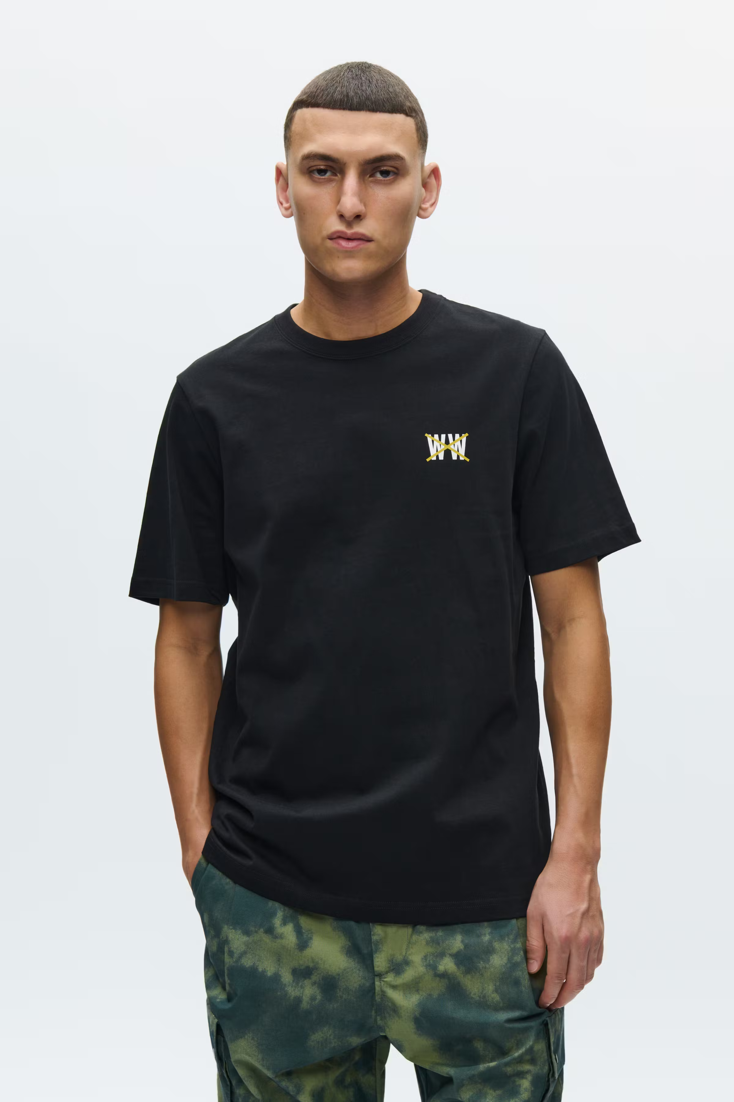 WWBobby T-shirt taxi  LOOKBOOK FRONT 30252001-303700