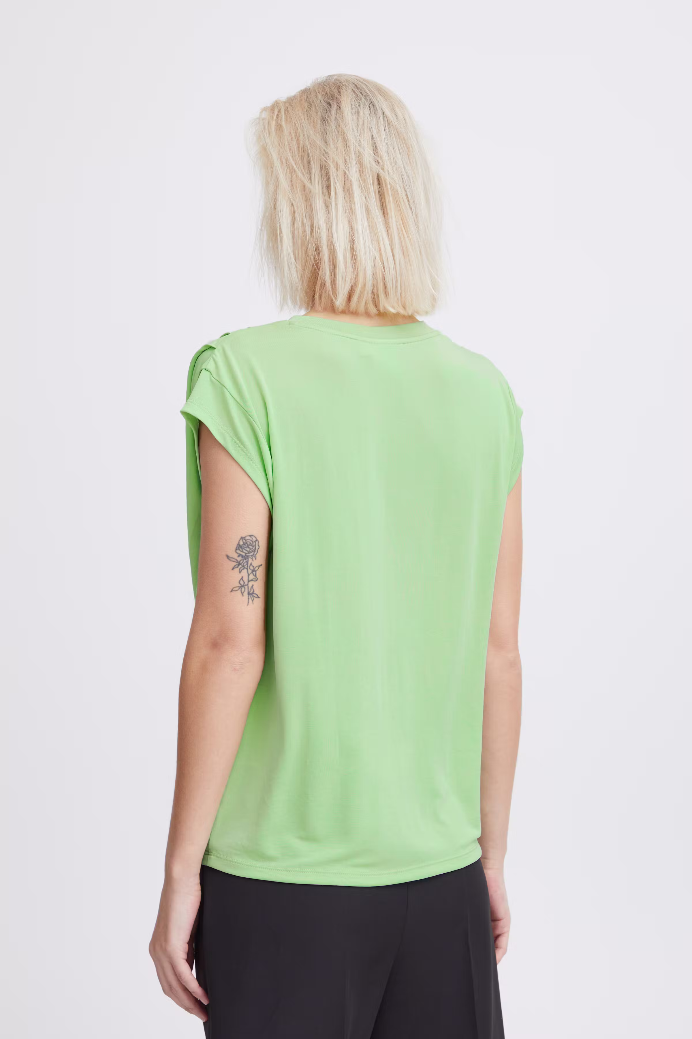 IHLISKEN Top LOOKBOOK BACK 20114138-146316