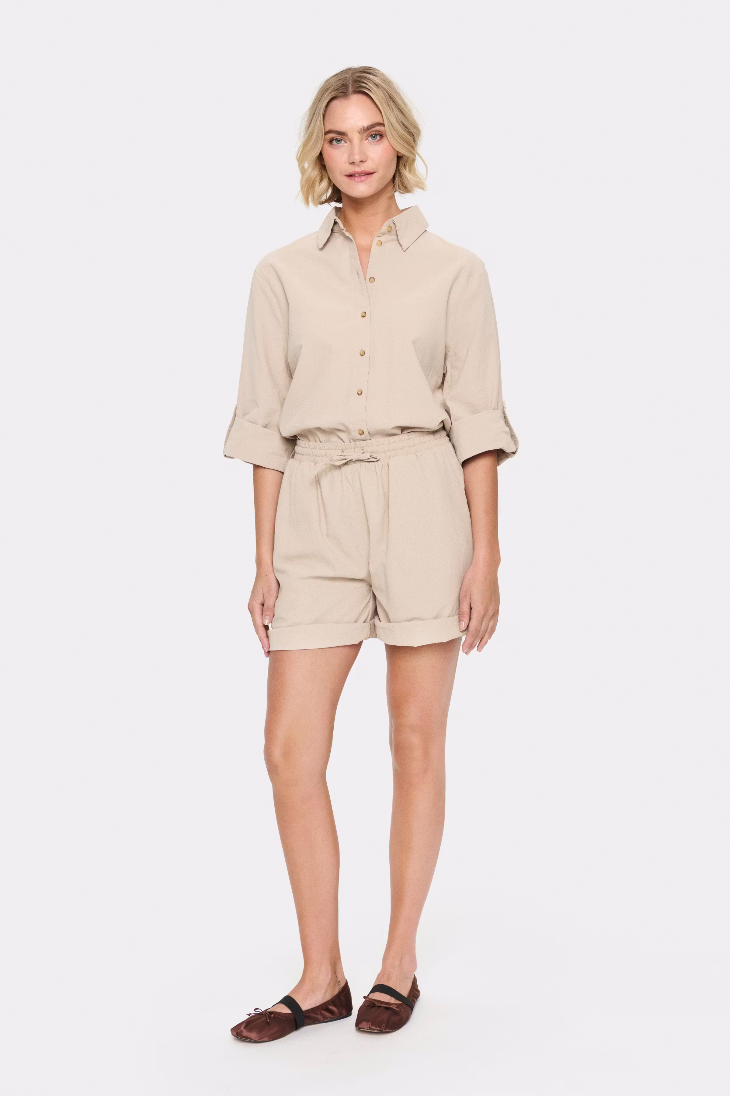 ZalindaSZ Shorts LOOKBOOK FRONT 30513817-161105